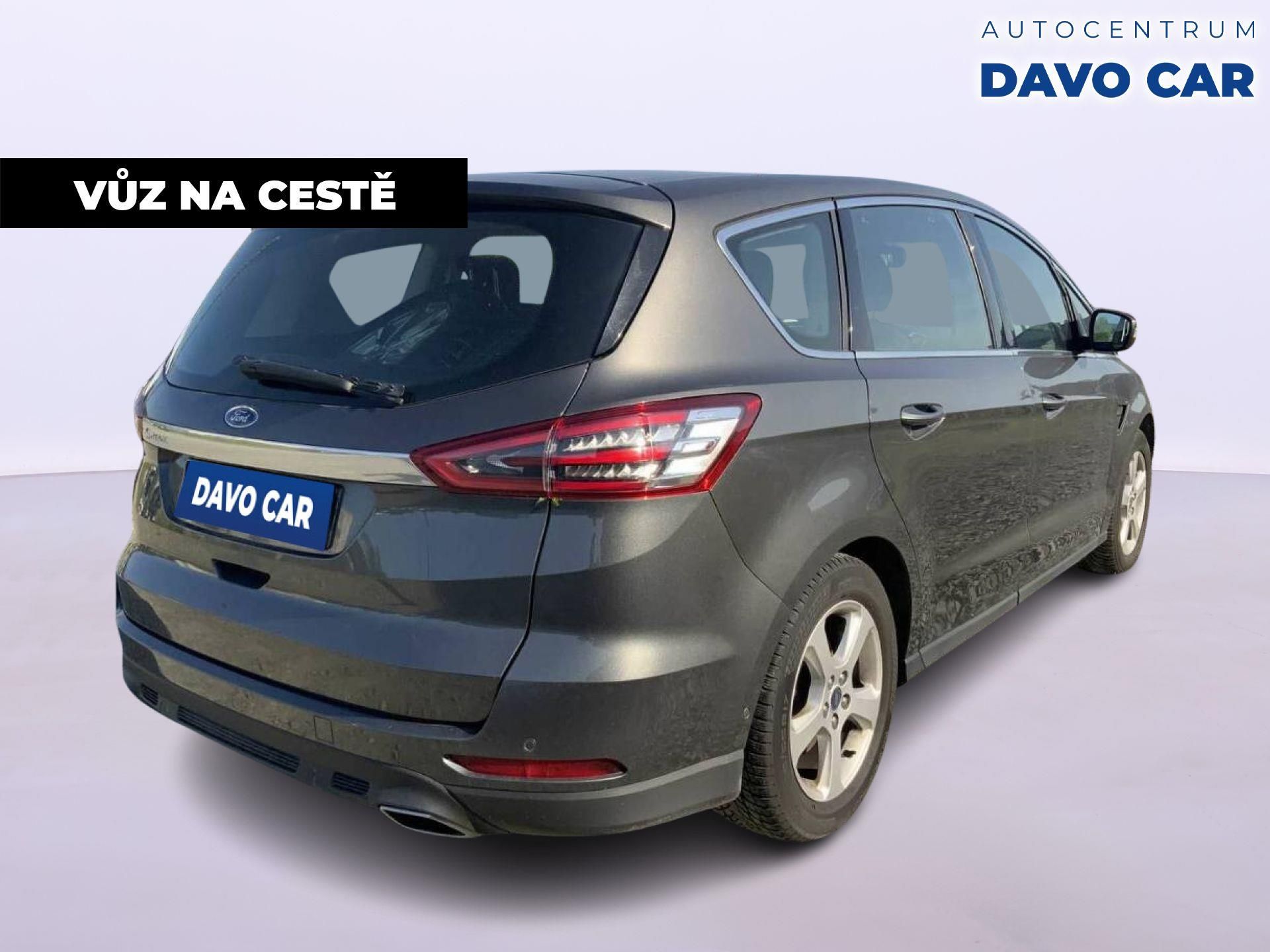 Ford S-MAX, 2,0 TDCI 132kW Titanium - fotka 3
