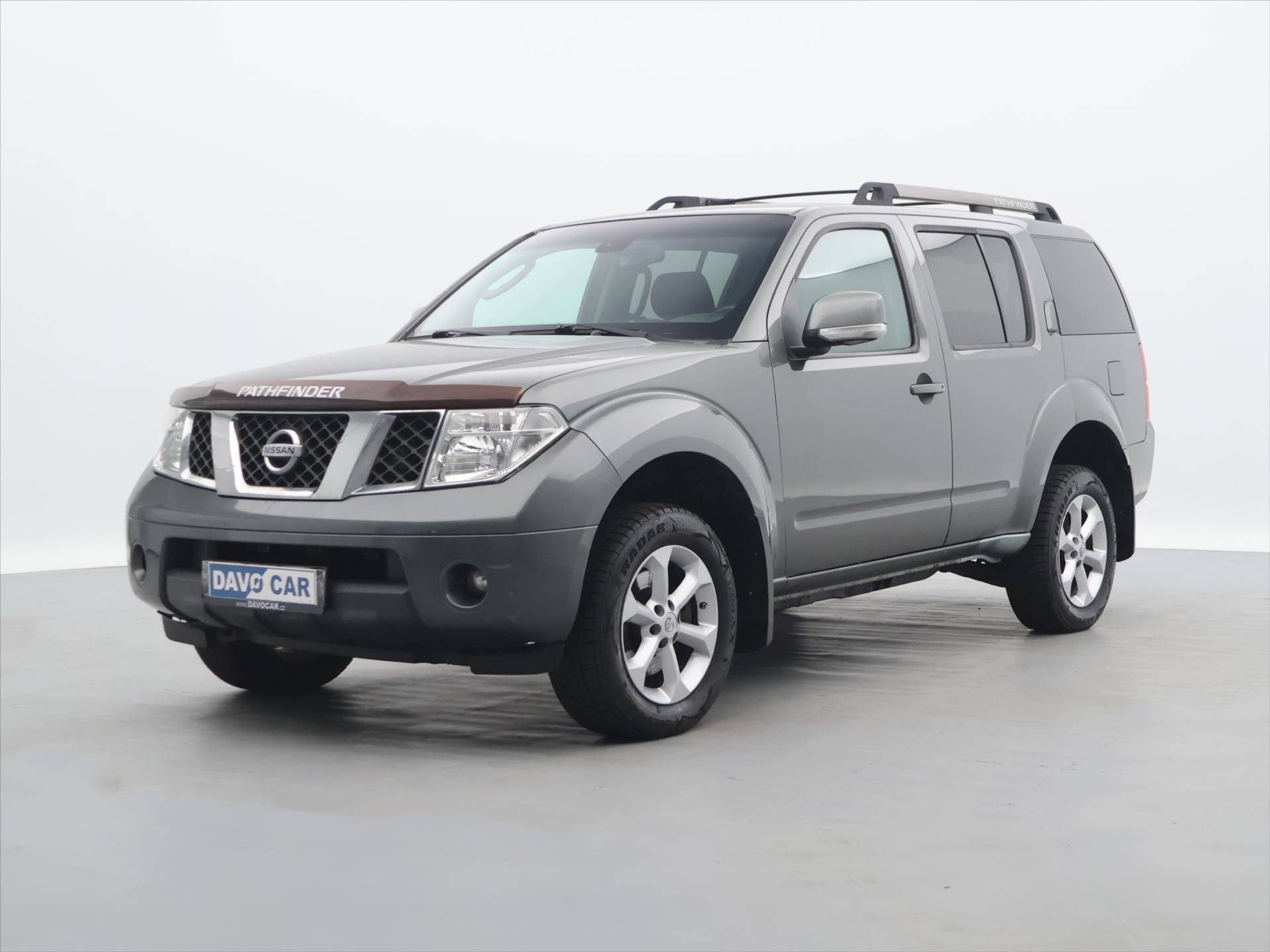 Nissan Pathfinder, 2,5 dCi 126kW Automat 4WD CZ - fotka 3