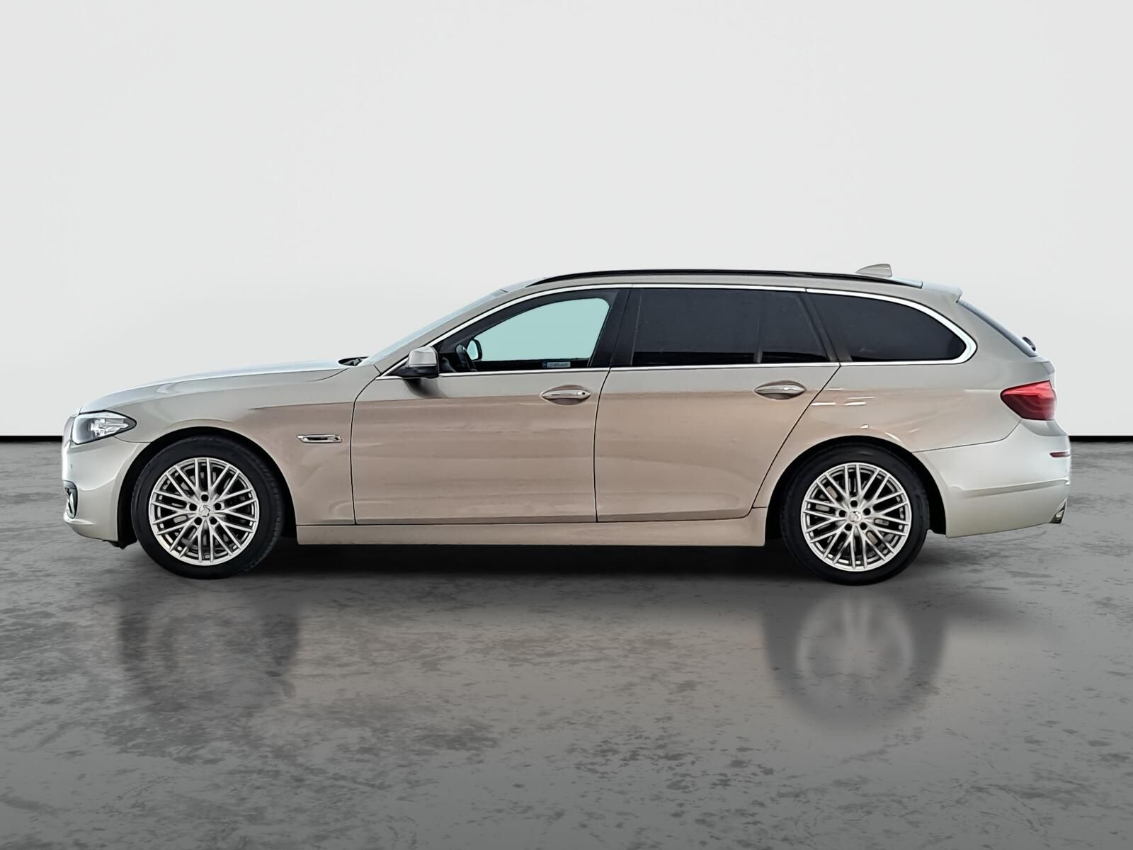 BMW Řada 5, 535i, Kůže, Navi - fotka 3
