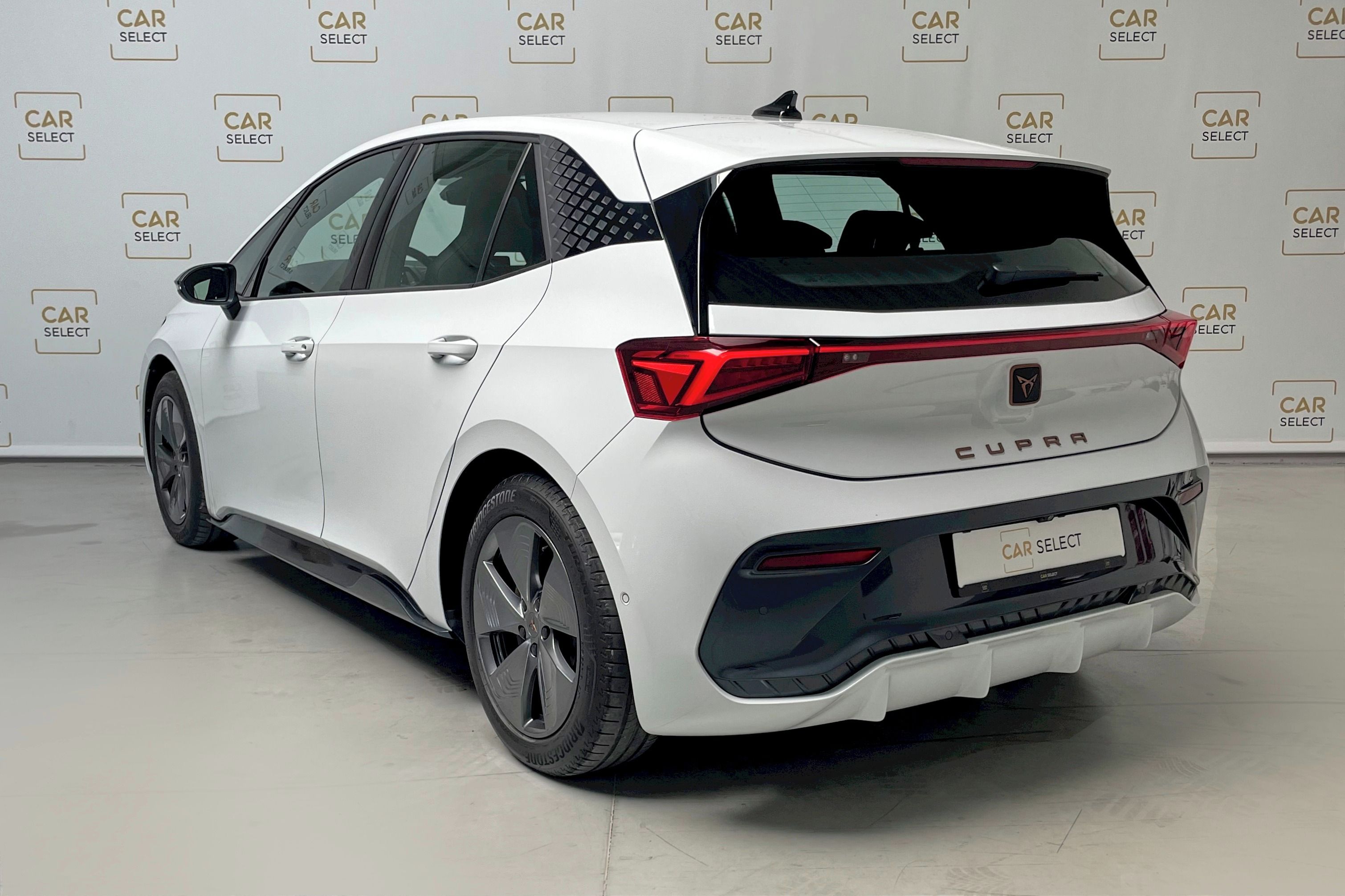 Cupra Born, 150 kW, Kessy, SOH 95,6 %, TČ - fotka 3