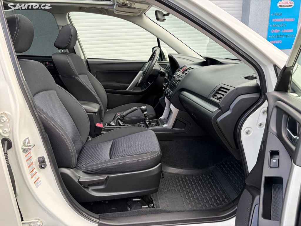 Subaru Forester, 2.0 i 110kW 4×4, TOP STAV
