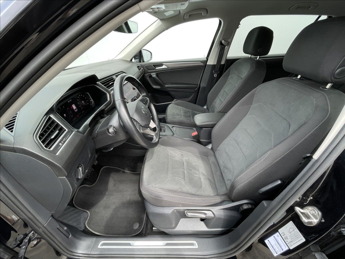 Volkswagen Tiguan Allspace, 1,5 TSI DSG EVO Elegance ACC - fotka 4