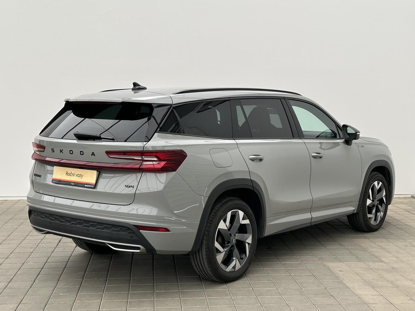 Škoda Kodiaq, 2.0TDI 142kW 4x4  SportLine - fotka 2