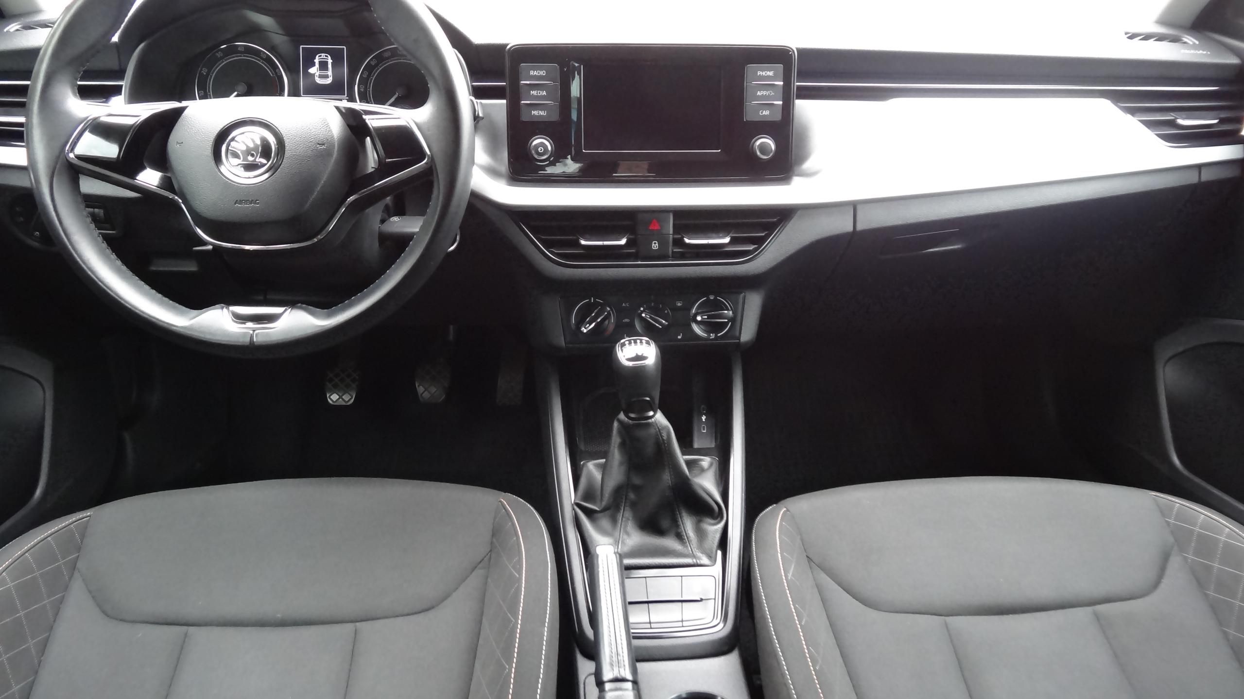 Škoda Scala, 1.0TSi /CEBIA/+nová sada kol - fotka 4
