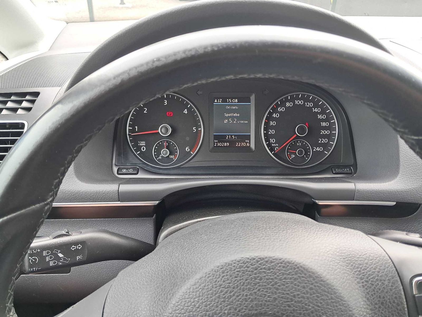 Volkswagen Touran, 1.6 TDI, 7 míst, Serv.kniha - fotka 3