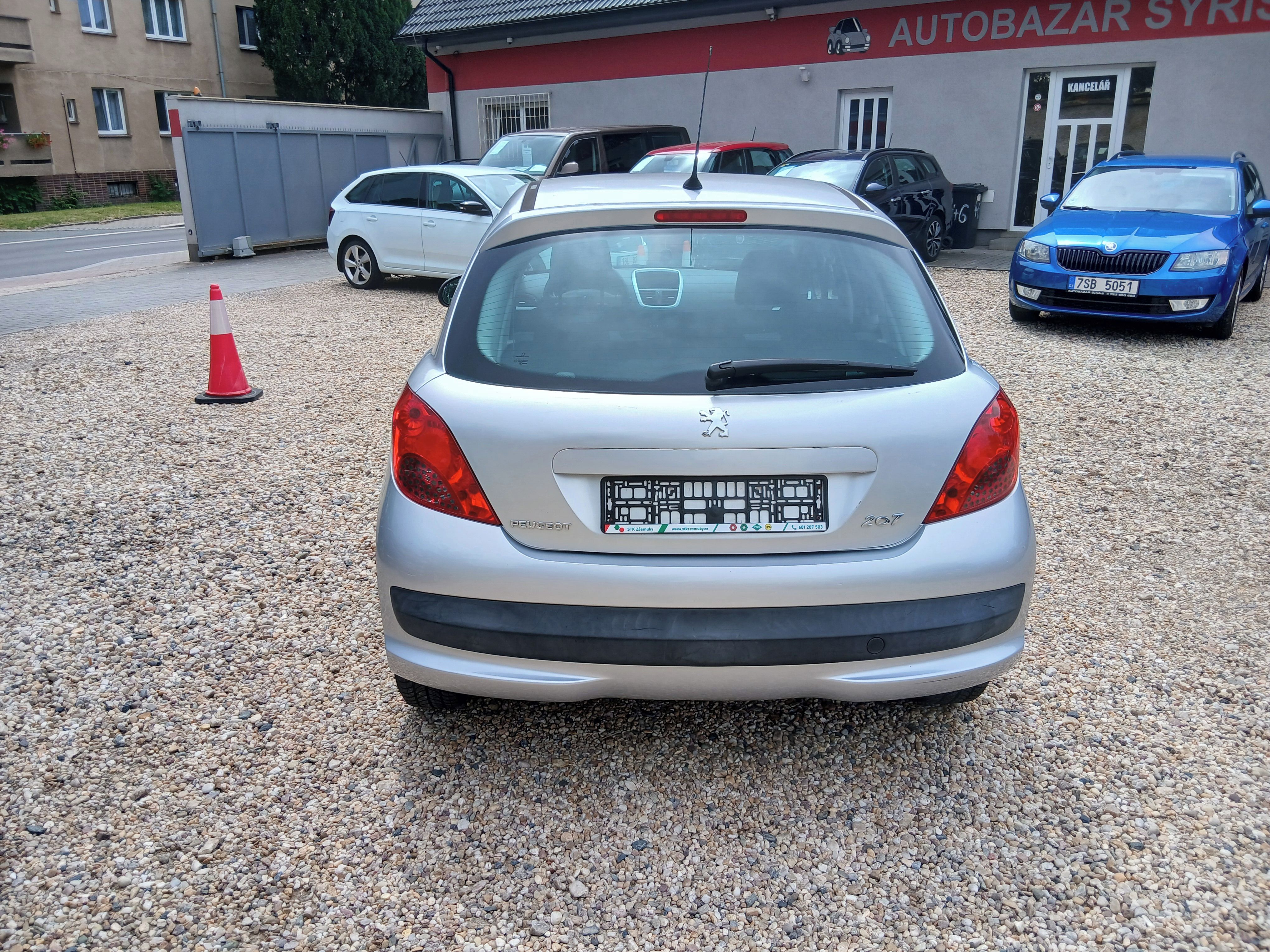Peugeot 207, 1.4i 54KW Klima Naj:52.900Km - fotka 6