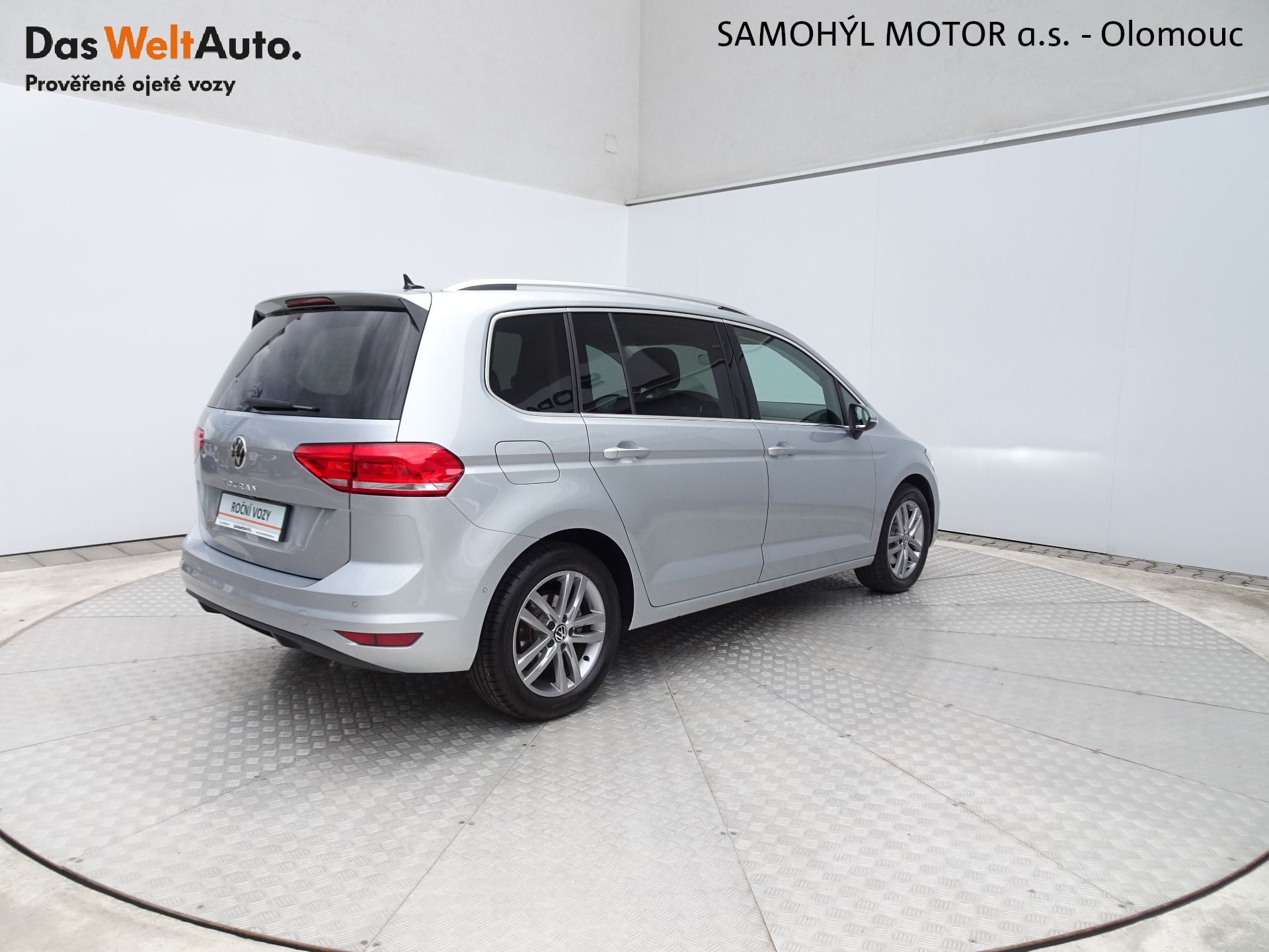 Volkswagen Touran, 1.5TSI DSG People - fotka 2