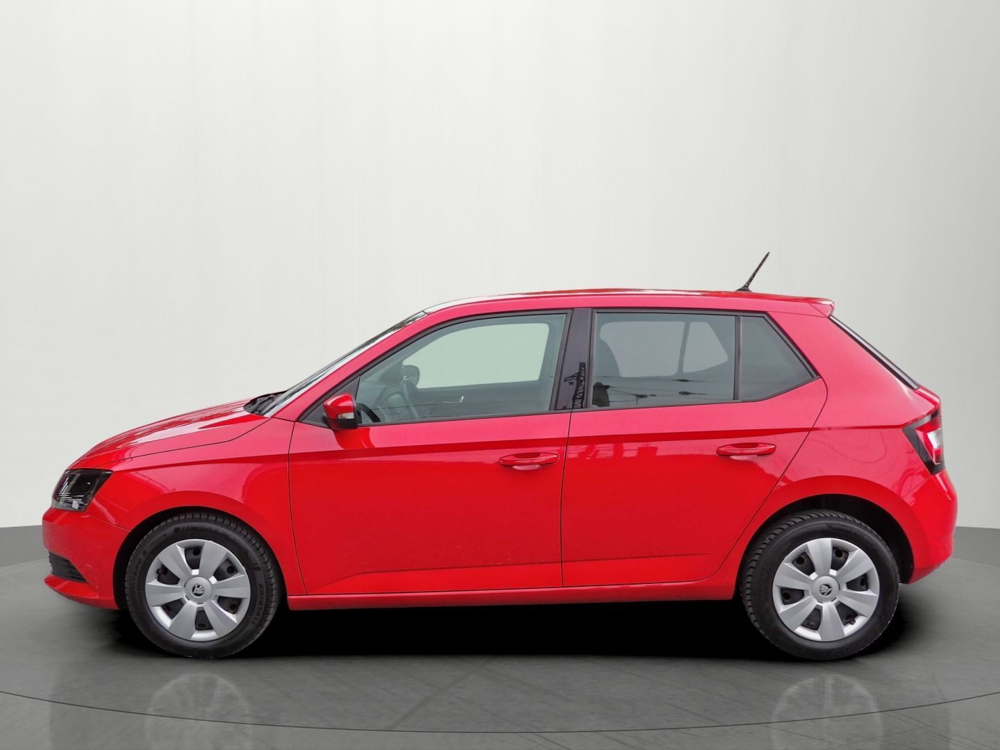Škoda Fabia, 1.0MPi Ambition Auto AC - fotka 2