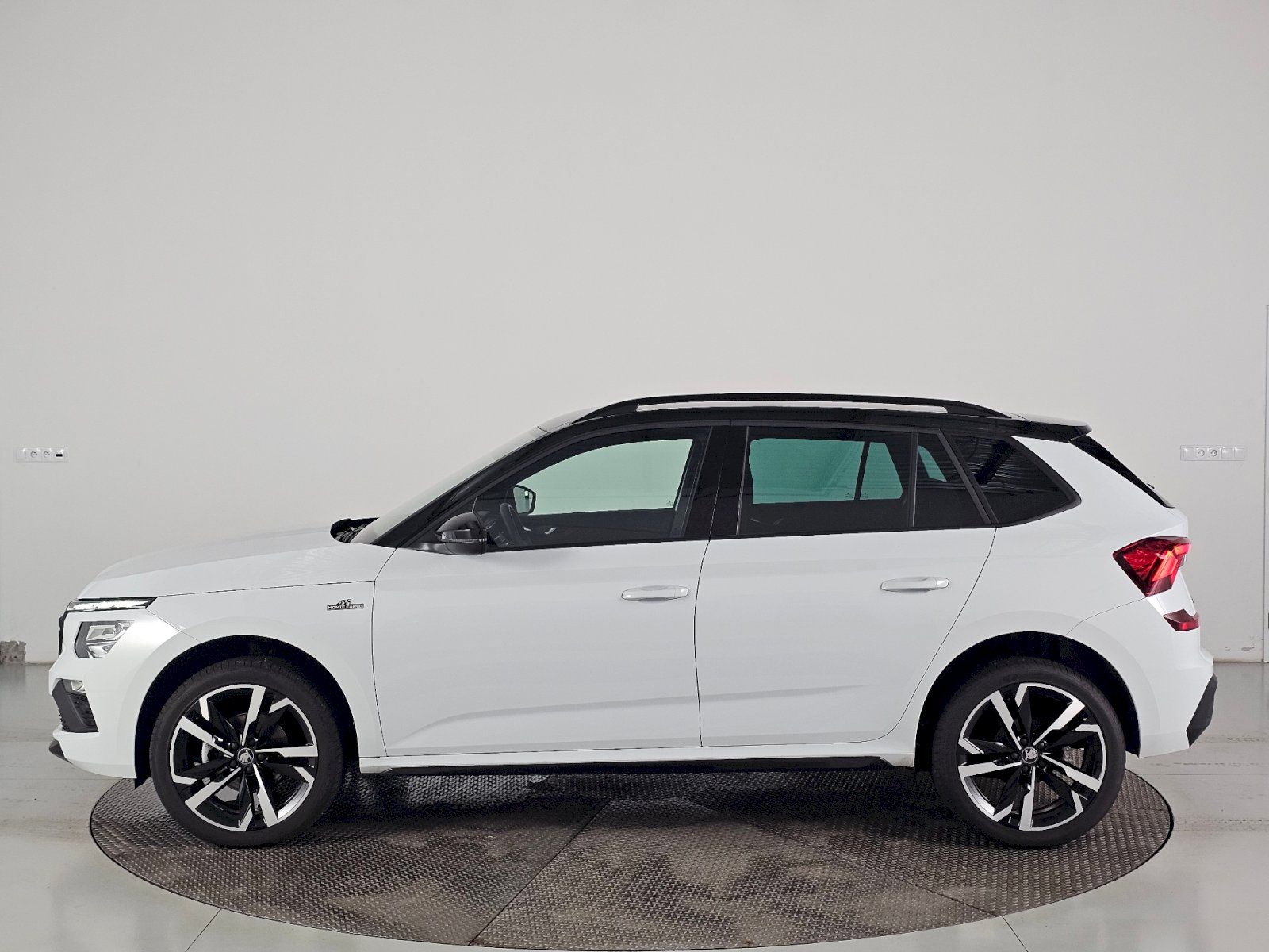 Škoda Kamiq, 1.0TSi 85kW MONTE CARLO - fotka 3