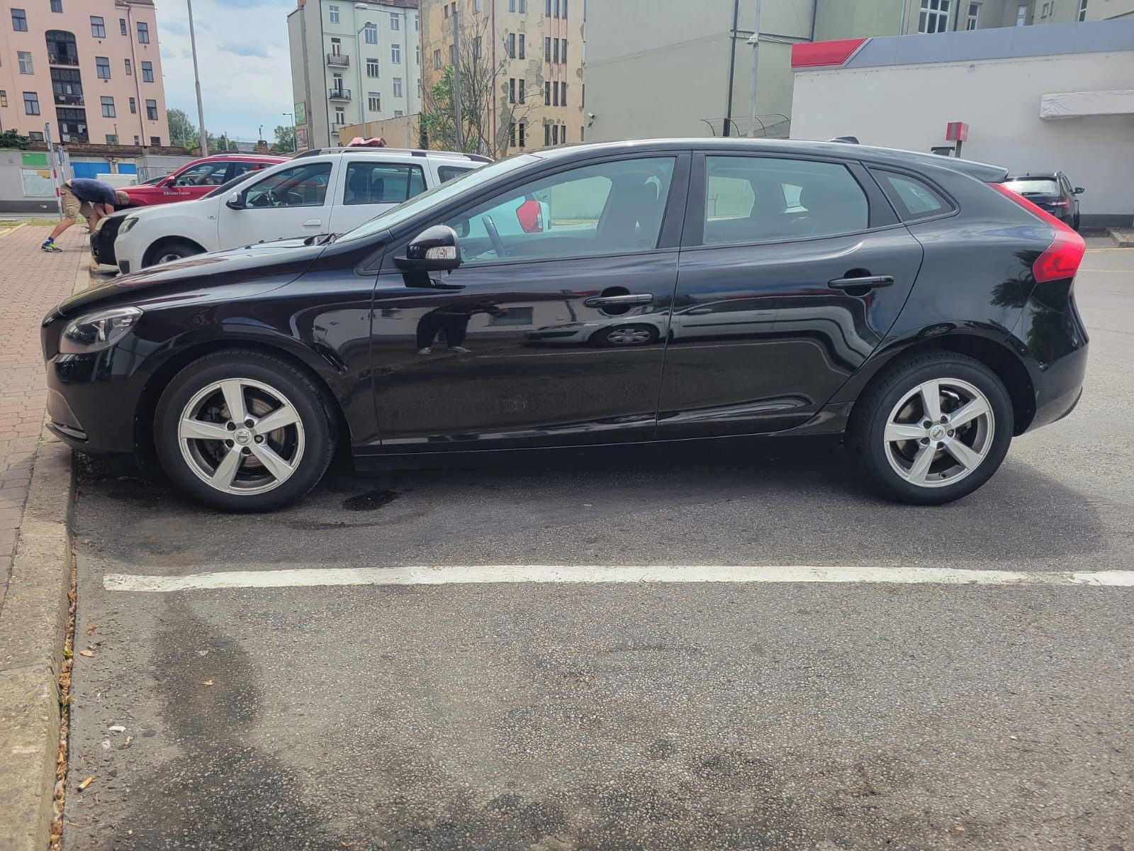 Volvo V40, V40 D2 Drive-E 2.0 Kinetic - fotka 3