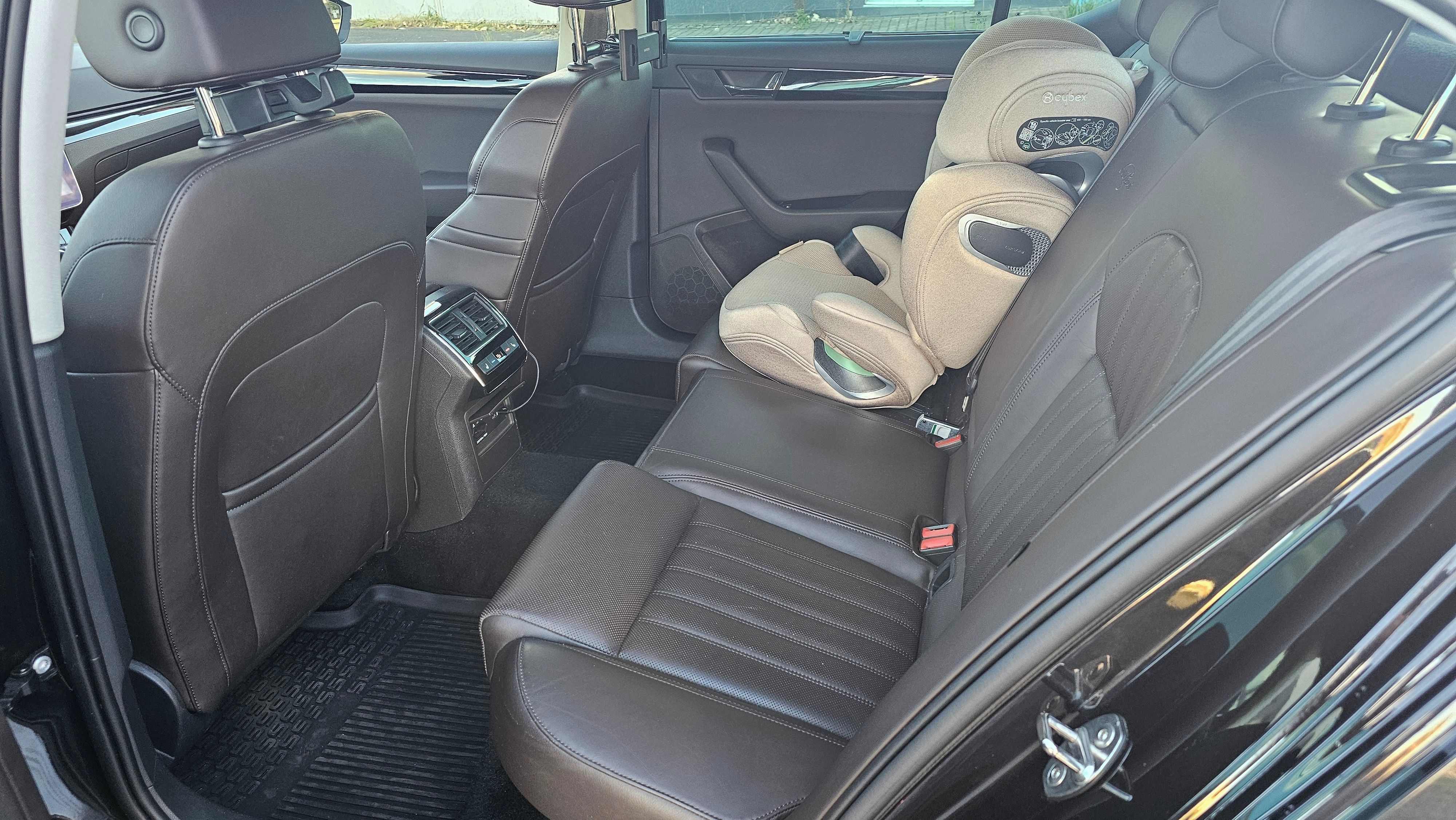 Škoda Superb, L&K,4x4,WEBASTO,CANTON - fotka 5