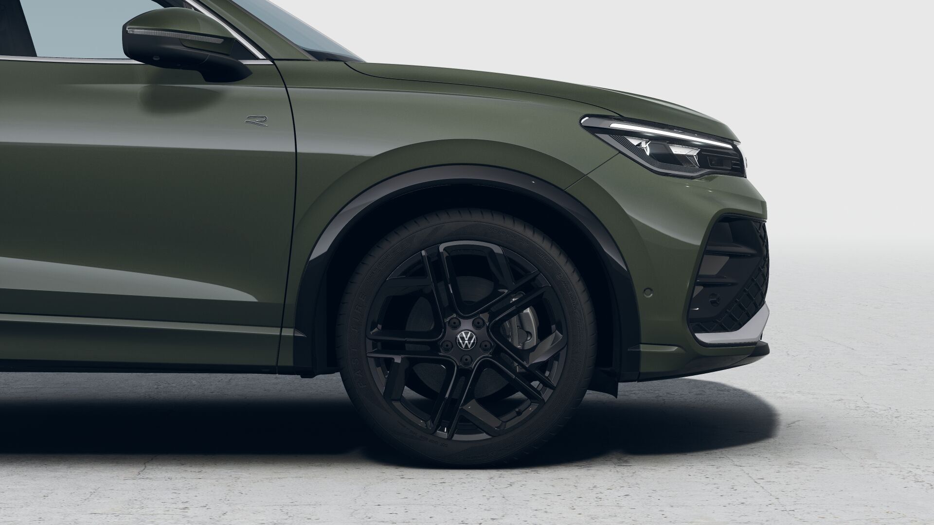 Volkswagen Tiguan, Tiguan R-Line People 200 kW - fotka 6