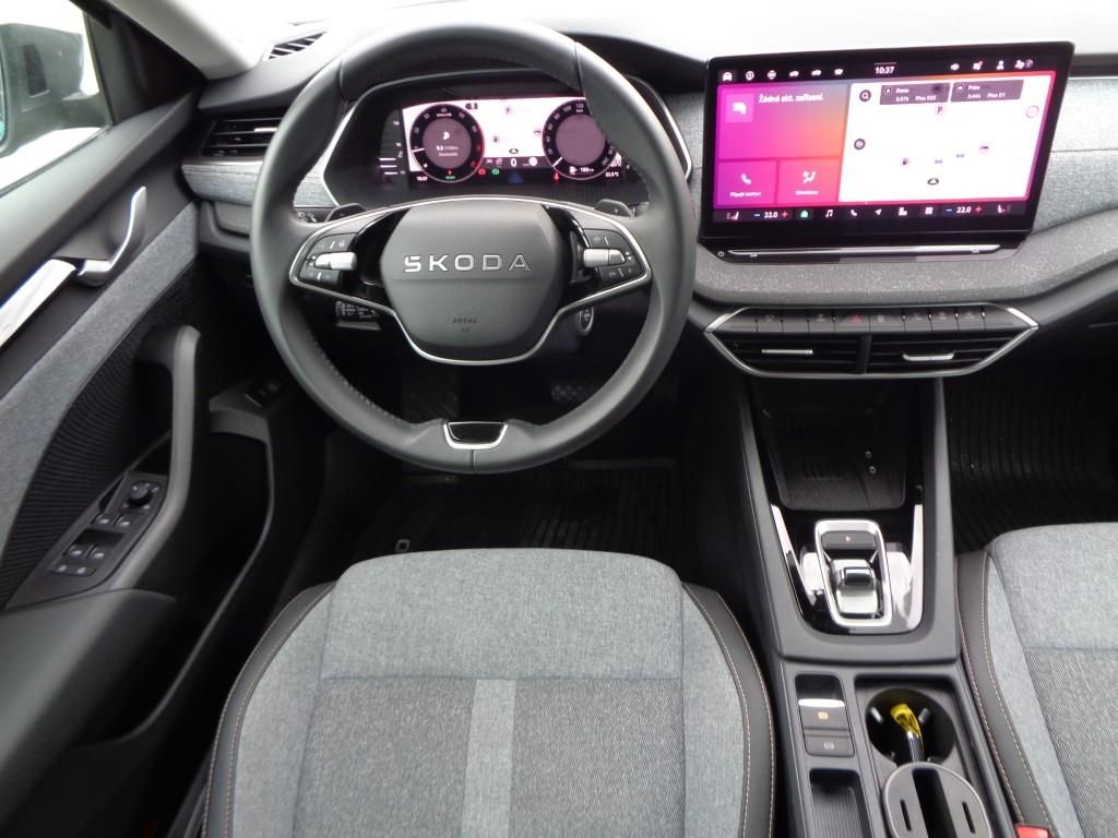 Škoda Octavia, COMBI 1.5 eTSI M-HEV Top Selec - fotka 5