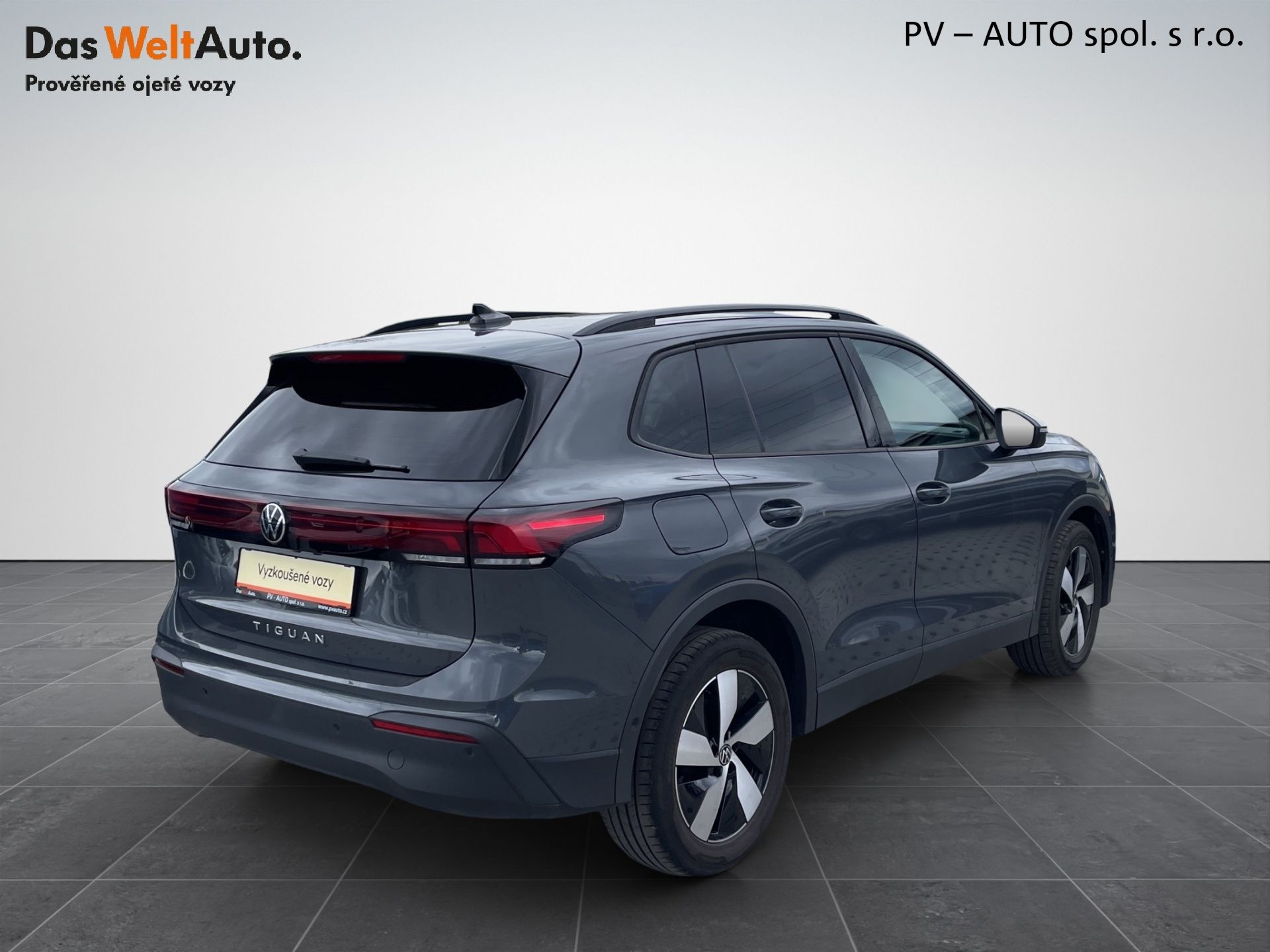 Volkswagen Tiguan, 2,0 TDI 110 kW DSG Life - fotka 2