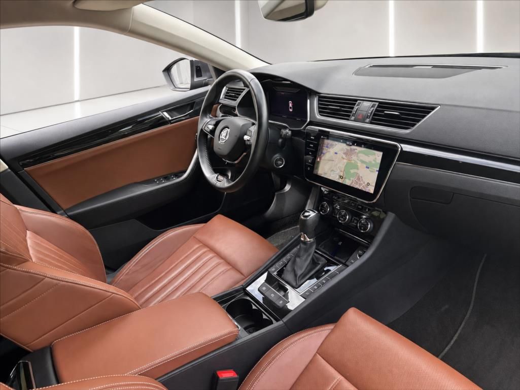 Škoda Superb, 2,0 TDI 147kW L&K 4x4 DSG NZT - fotka 4