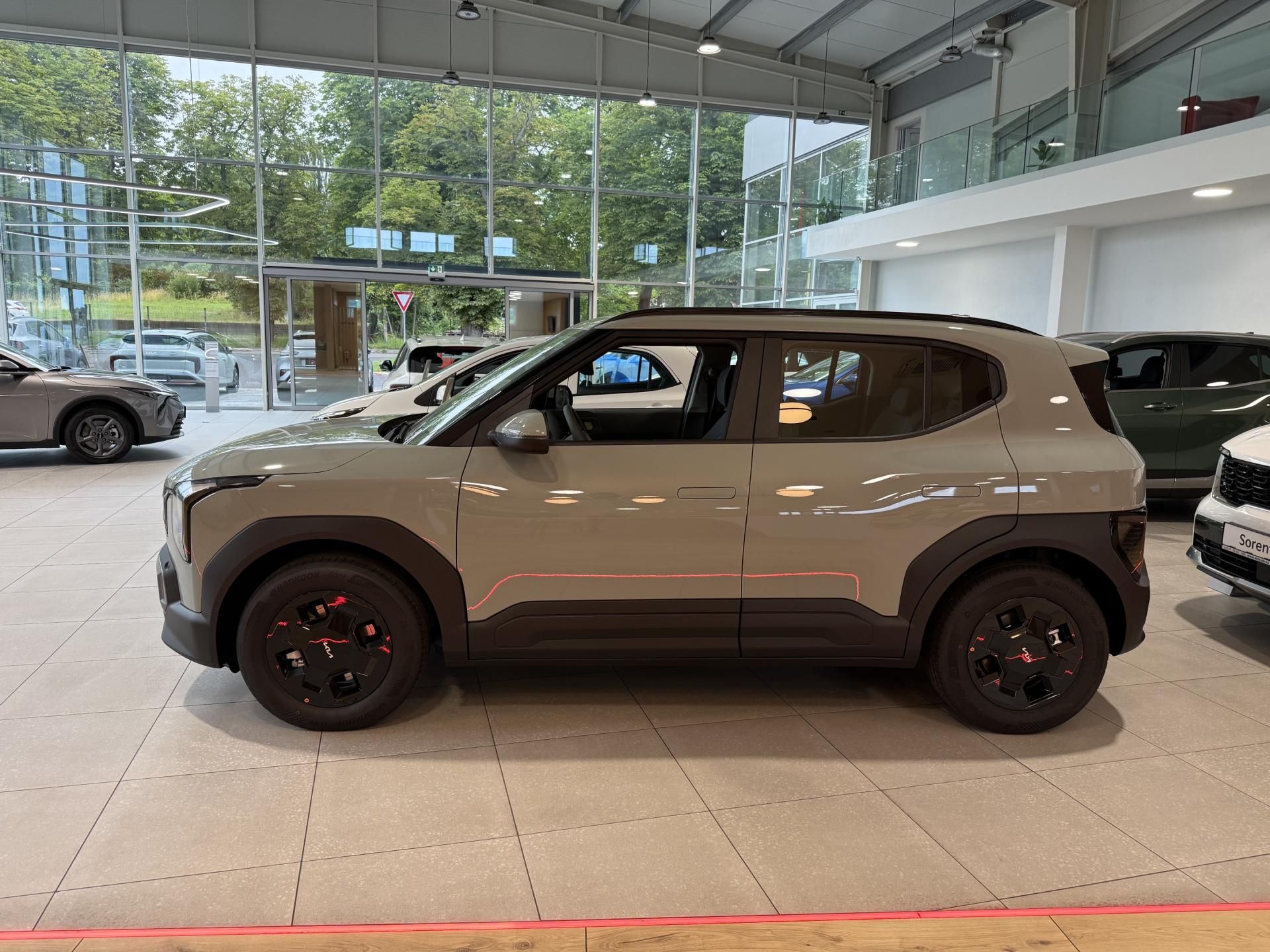 Kia, EV2 QV1 4P 4x2 AIR - fotka 4