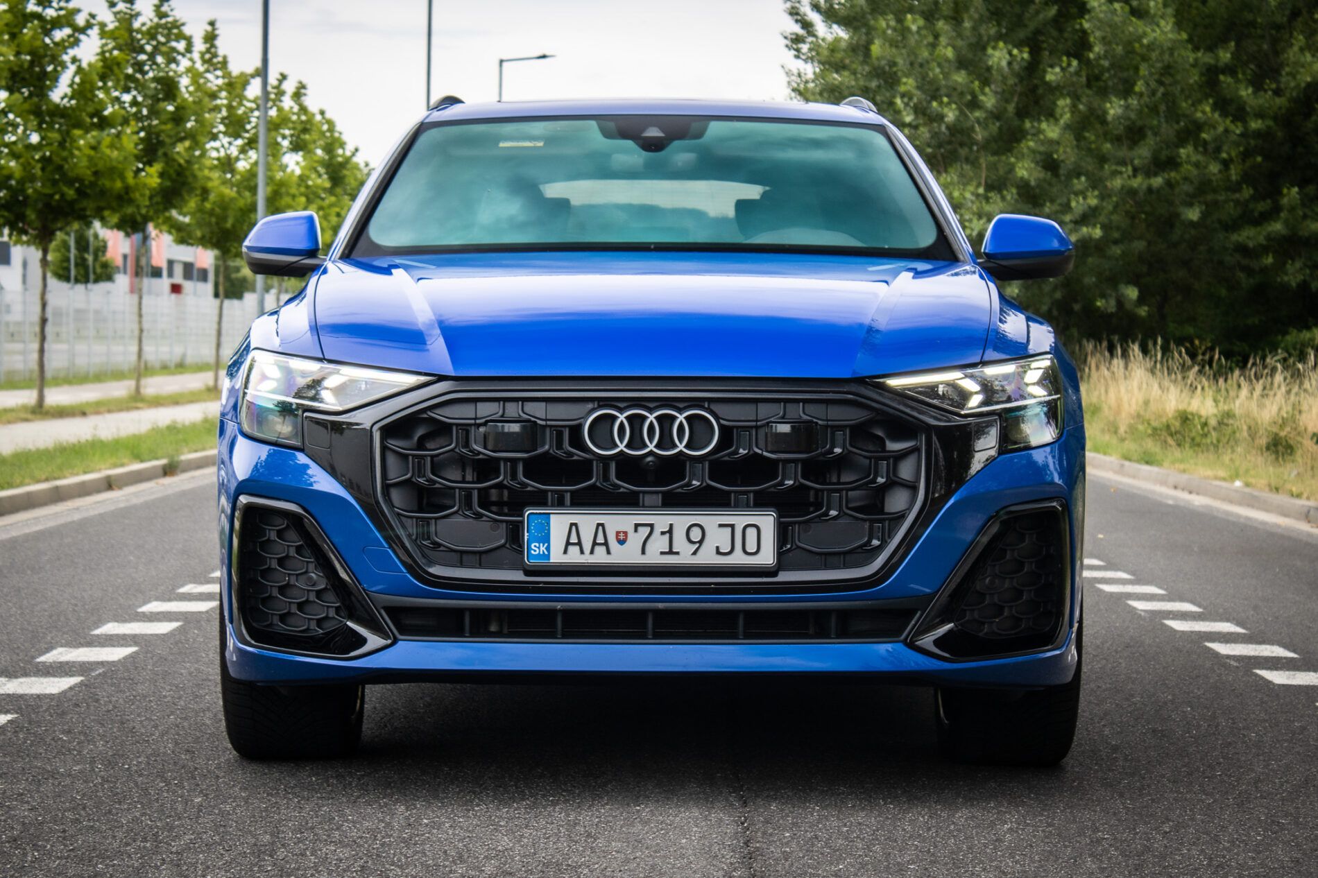 Audi Q8 - fotka 2