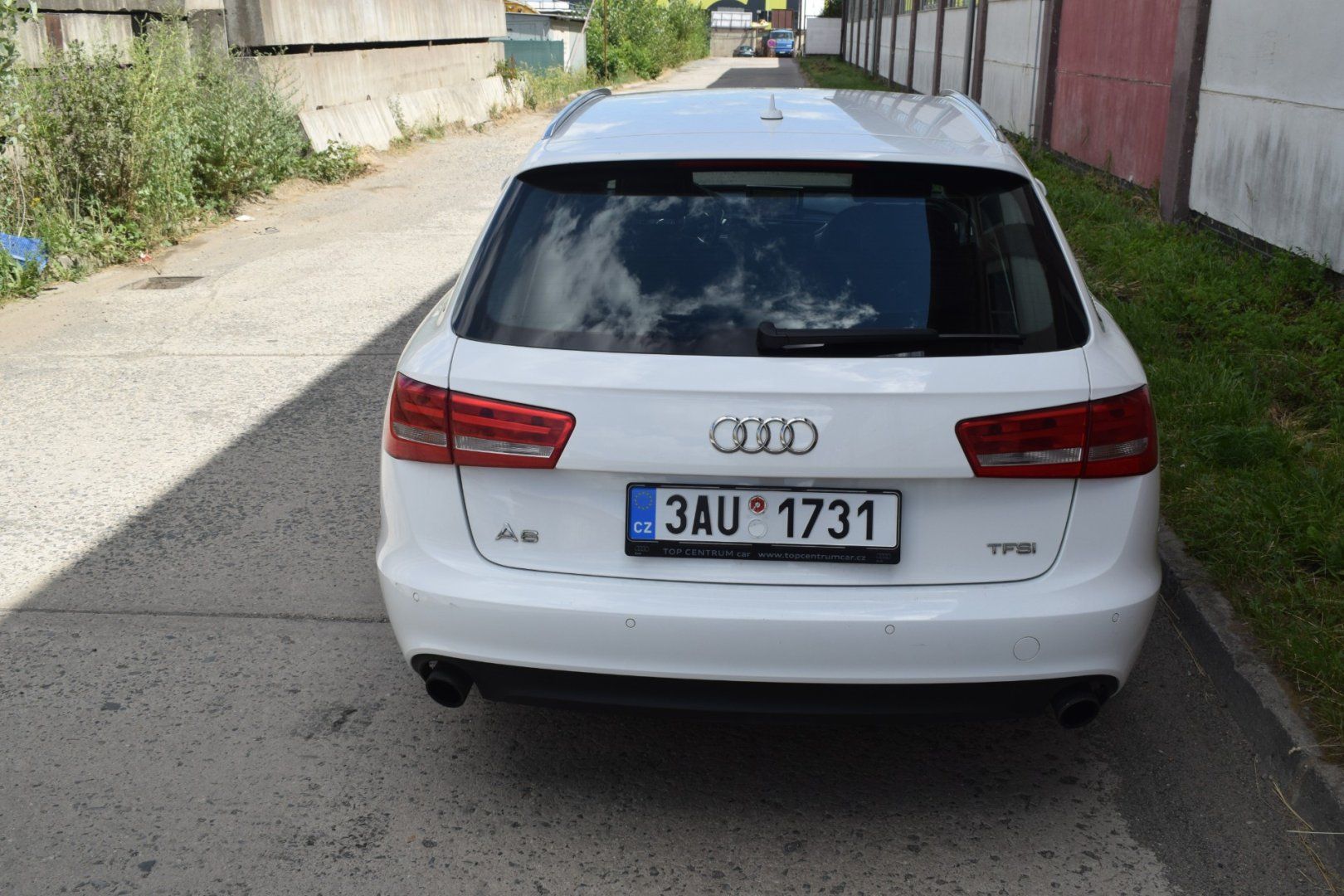 Audi A6, 1.maj.,serviska - fotka 5
