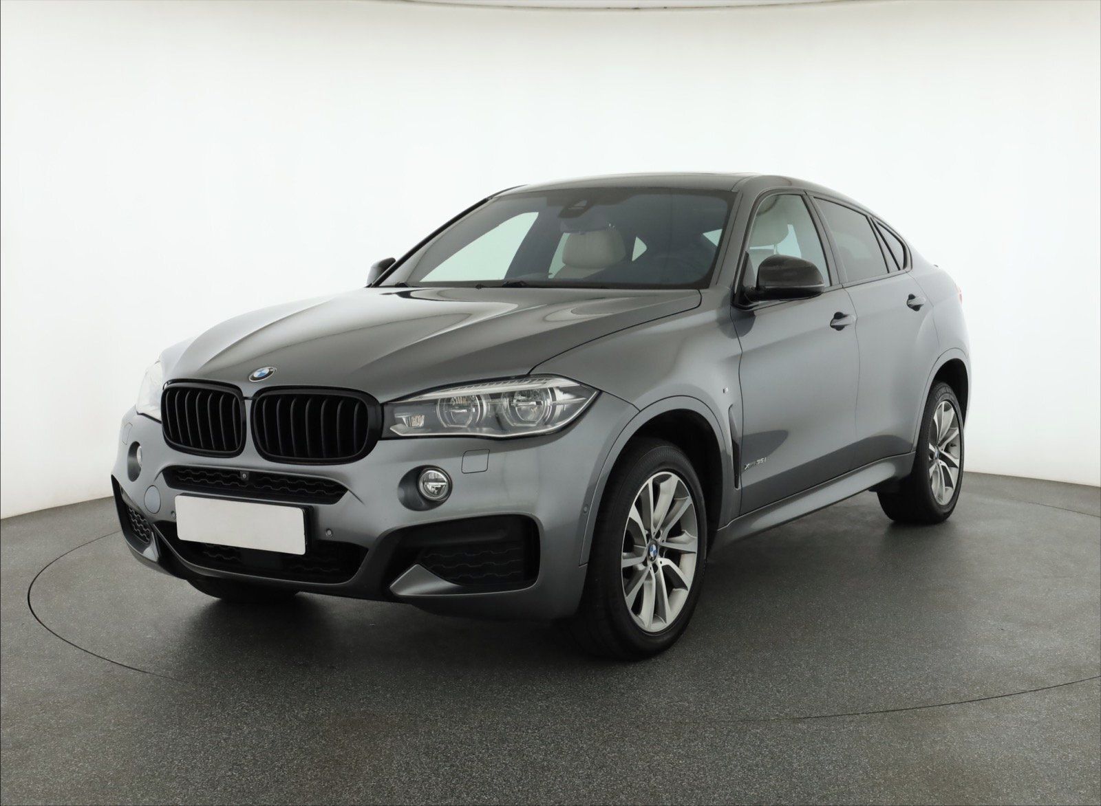 BMW X6, xDrive35i, M Paket, 4X4 - fotka 2
