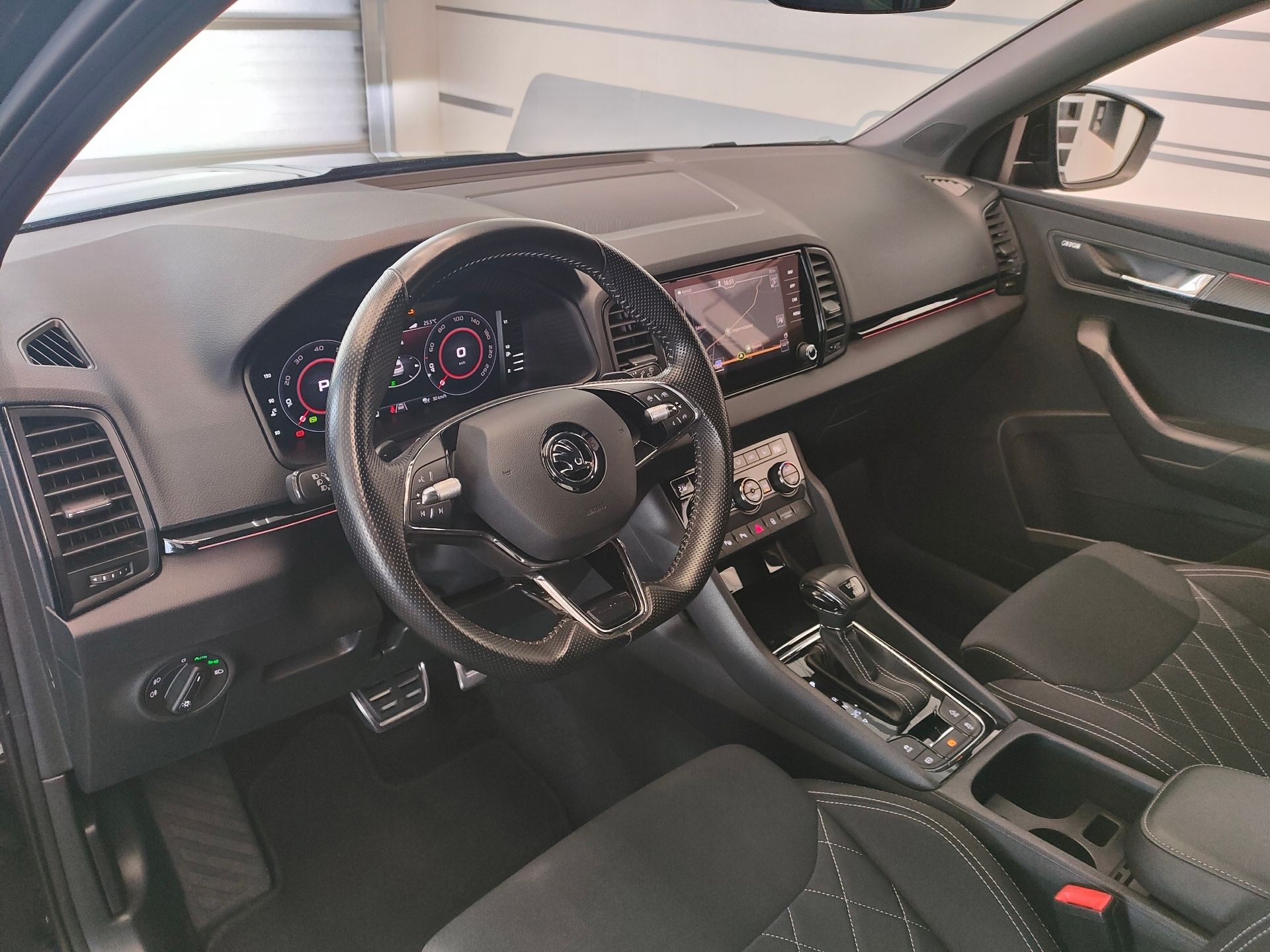 Škoda Karoq, 2.0 TSI 4x4 (140kW/190k) DSG, - fotka 6