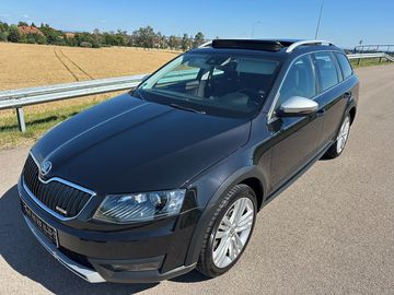 1.8TSI 4X4 DSG SCOUT PANORAMA