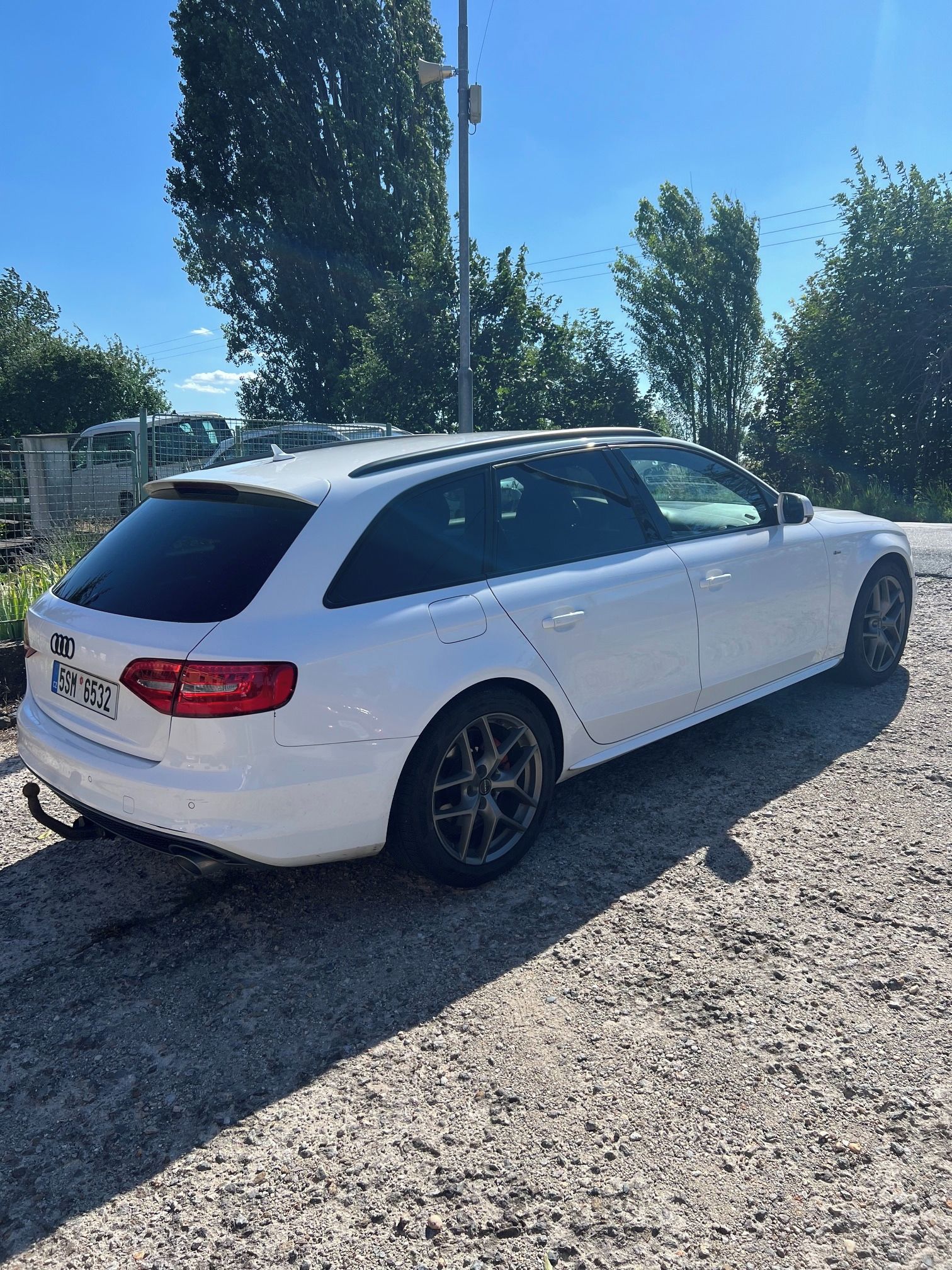 Audi A4 Avant, V6 3.0 quattro - fotka 3