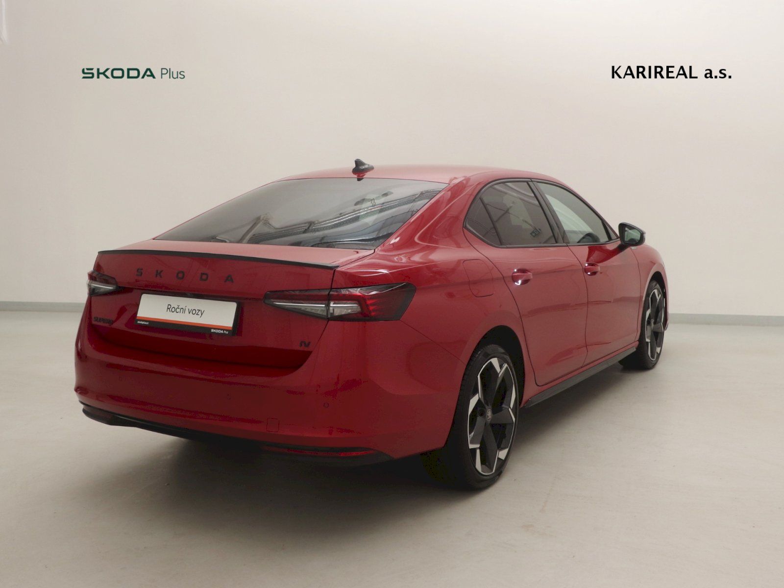 Škoda Superb, TSI iV 150kW DSG SportLine - fotka 2