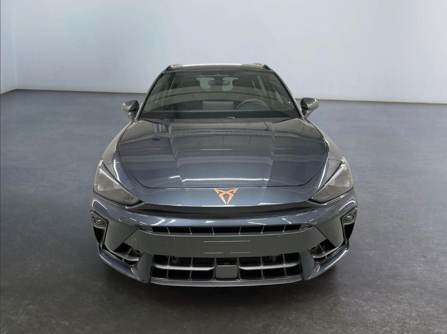Cupra Leon, SP VZ 333 PS, sleva 27% - fotka 2