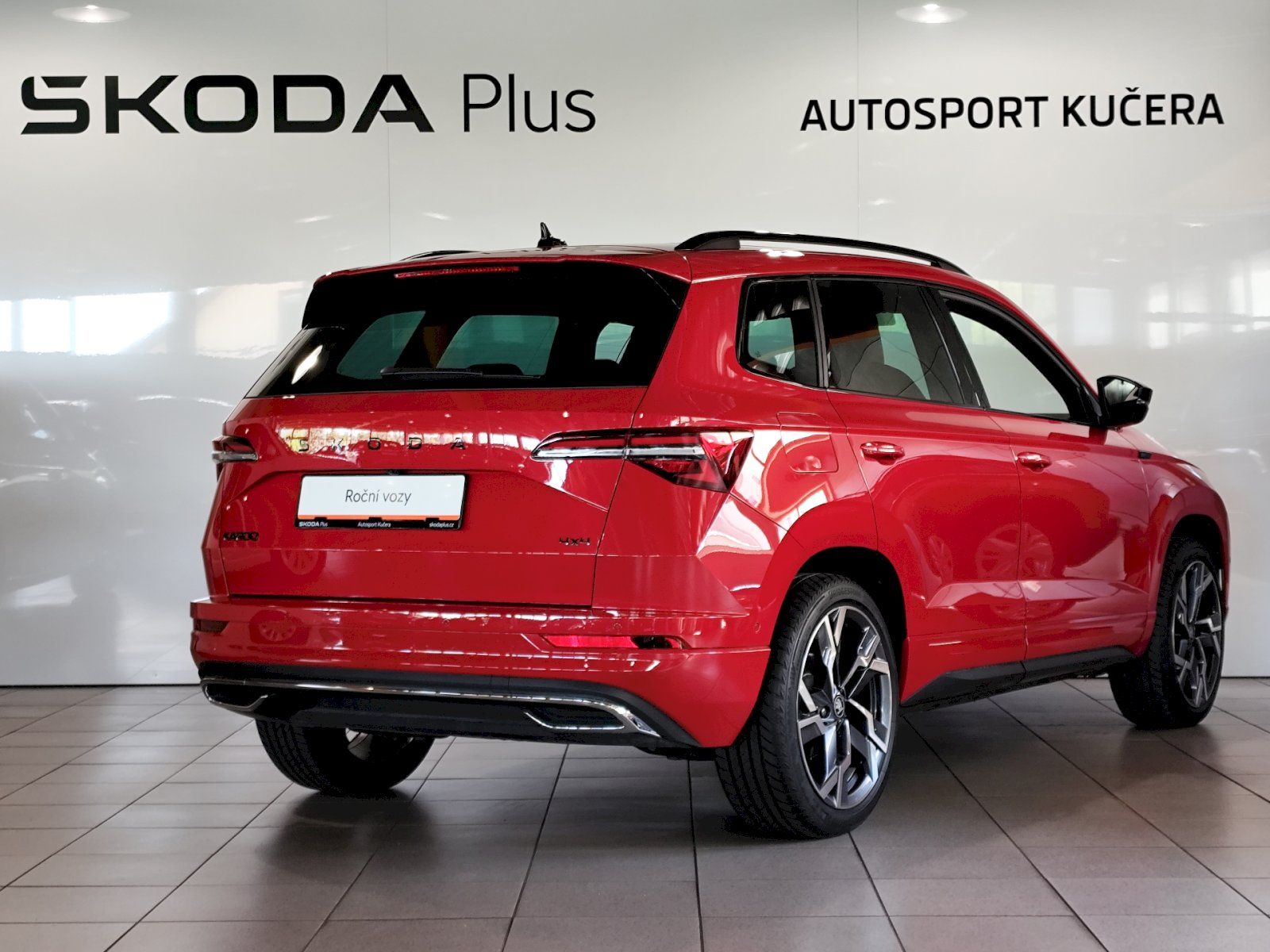 Škoda Karoq, KAROQ 4x4 SPORTLINE 2.0 TSI 14 - fotka 2