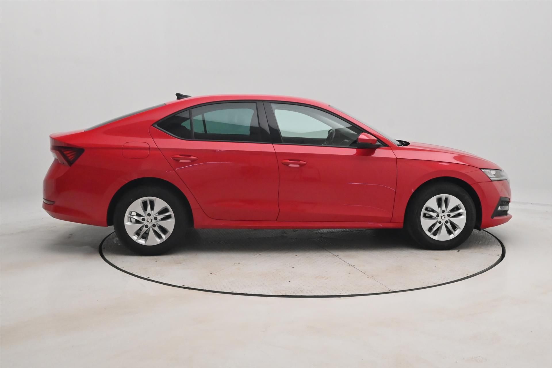 Škoda Octavia, 2,0 TDI 110kW DSG Ambition Zár - fotka 4