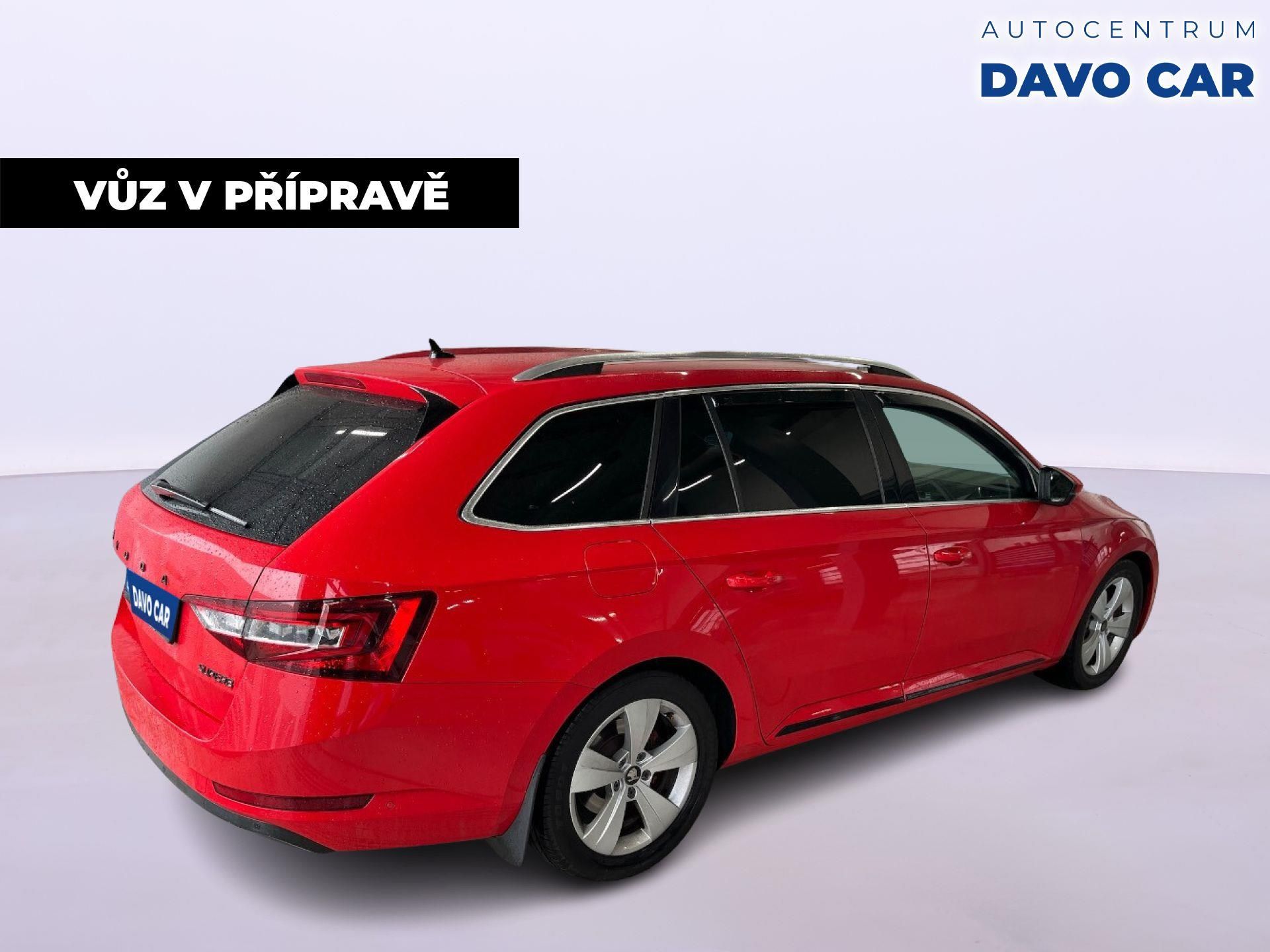 Škoda Superb, 2,0 110kW Style DSG - fotka 3