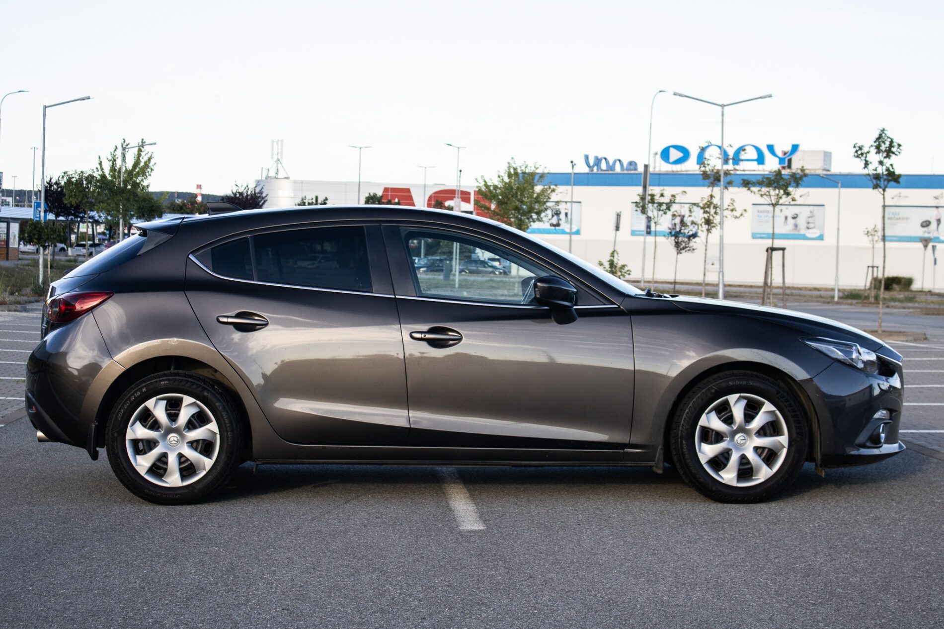 Mazda 3 - fotka 4