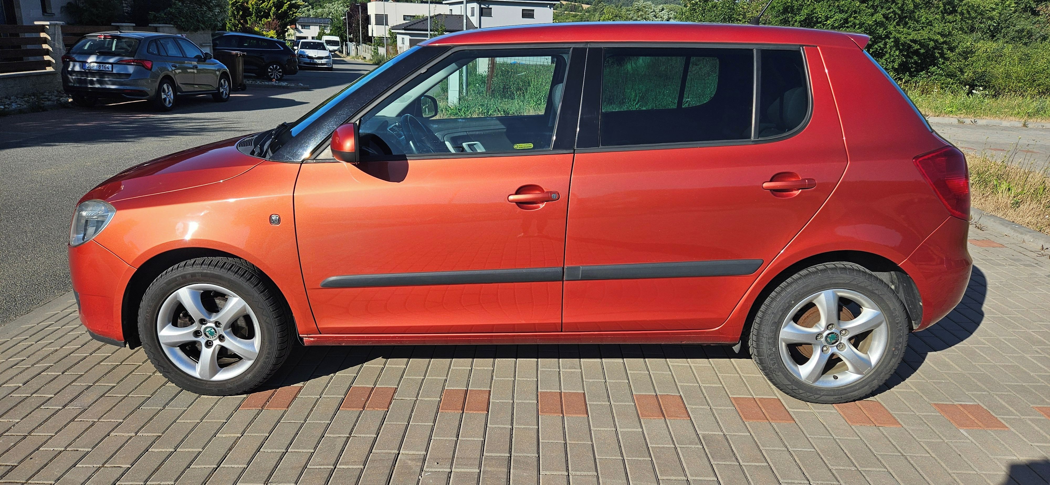 Škoda Fabia, 1.2 HTP,  pouze 96 124 km - fotka 2