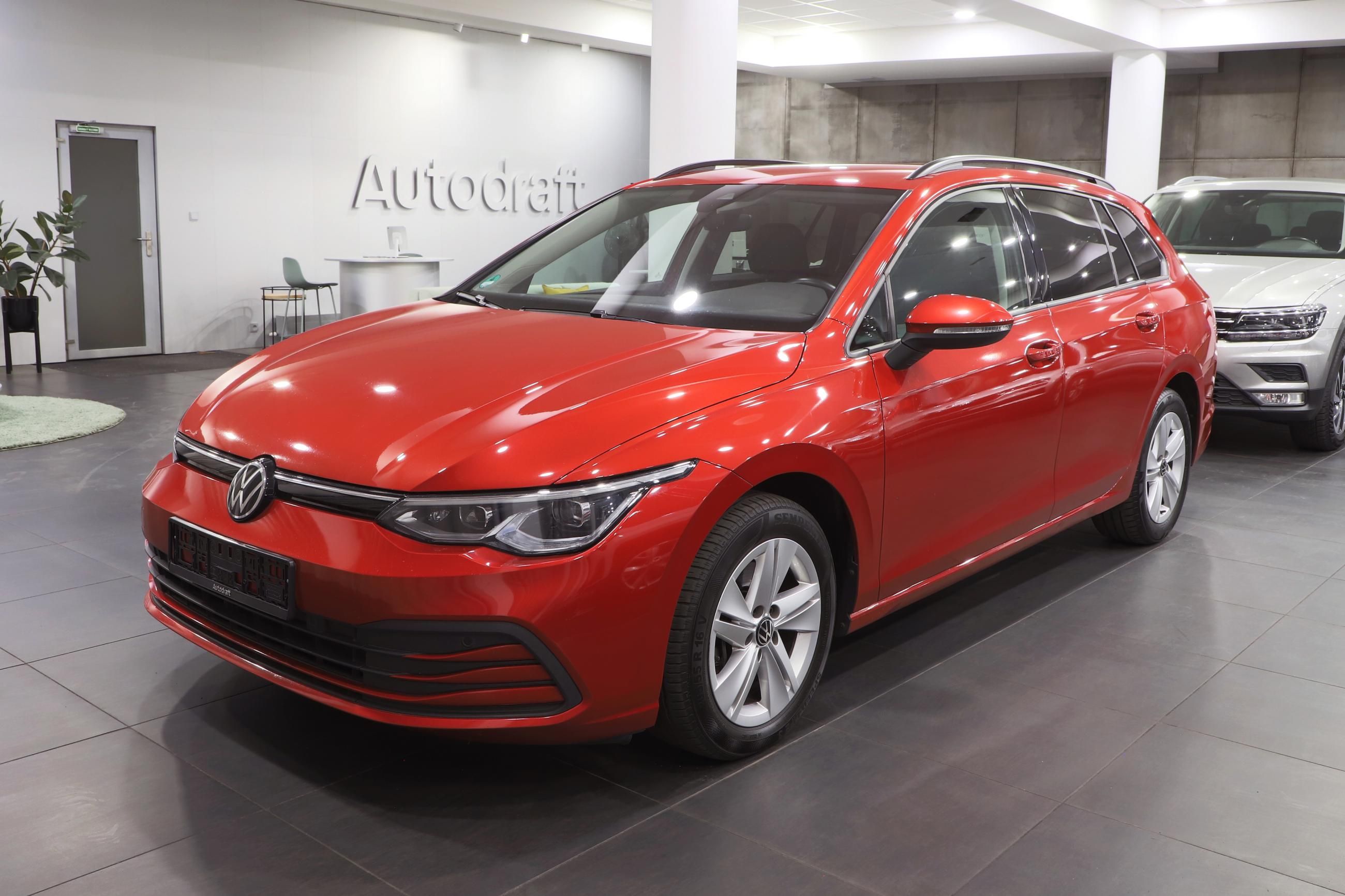 Volkswagen Golf Variant, Golf 8 Variant 2.0 TDI 110kW - fotka 2