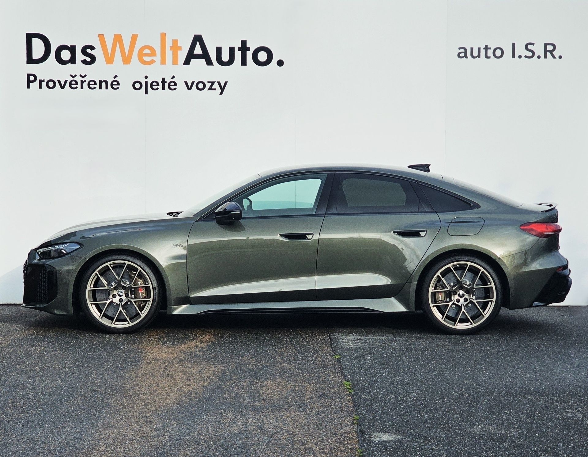 Audi RS5, Limuzína e-hybrid Quattro 470 - fotka 3