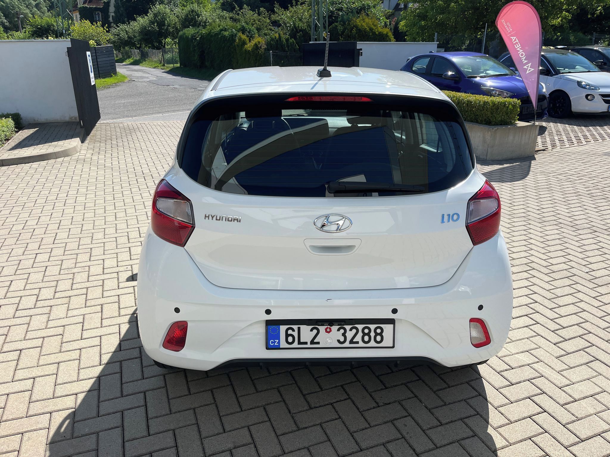 Hyundai i10, 1.0i 67k Comfort GO Automat - fotka 5
