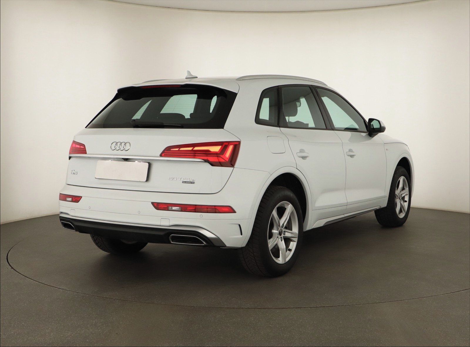Audi Q5, 50 TFSI e, S line - fotka 5