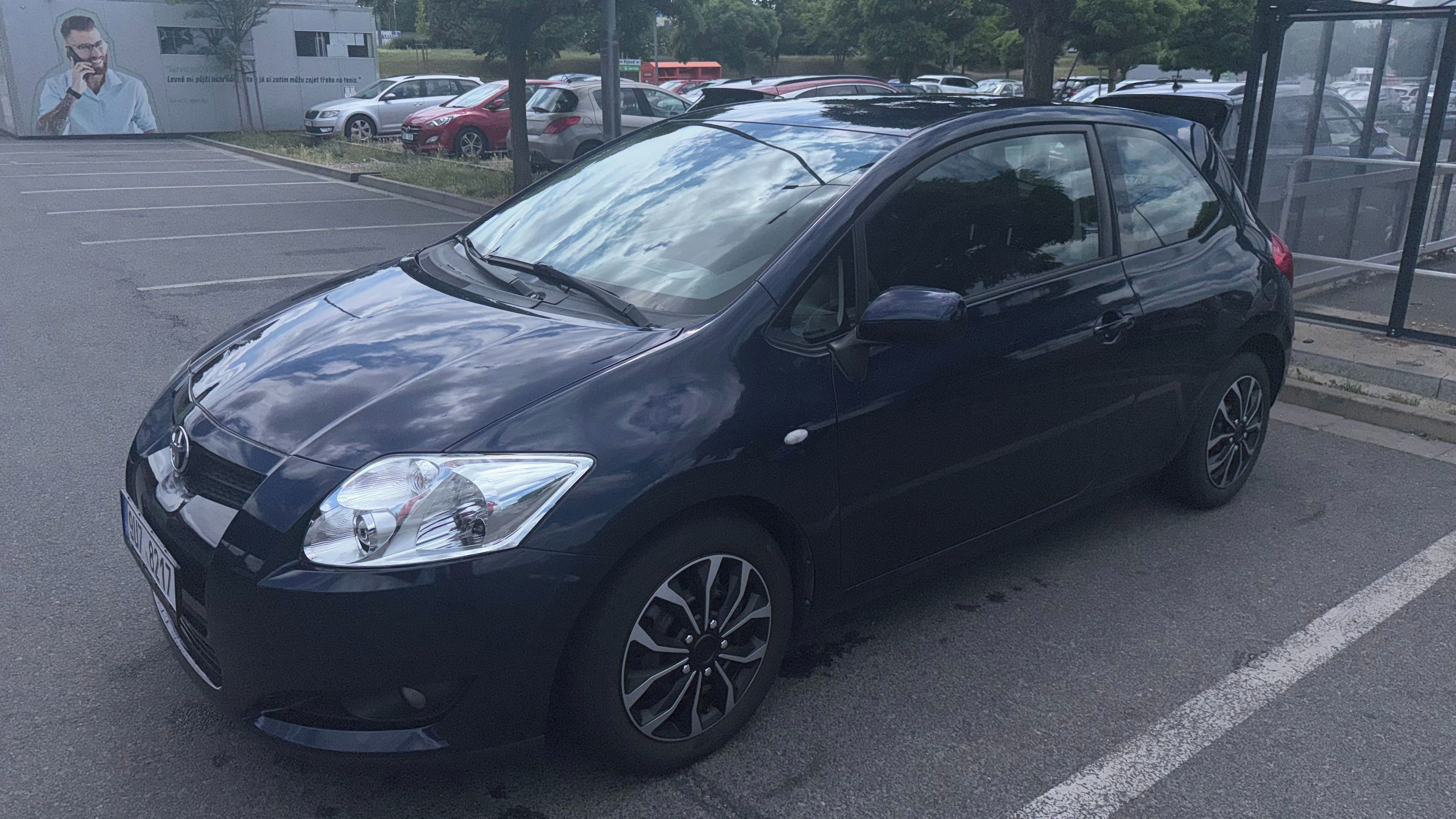 Toyota Auris, Toyota Auris 1.6 benzín 91kW - fotka 4