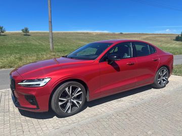 2.0 B4, R-Design, mild hybrid