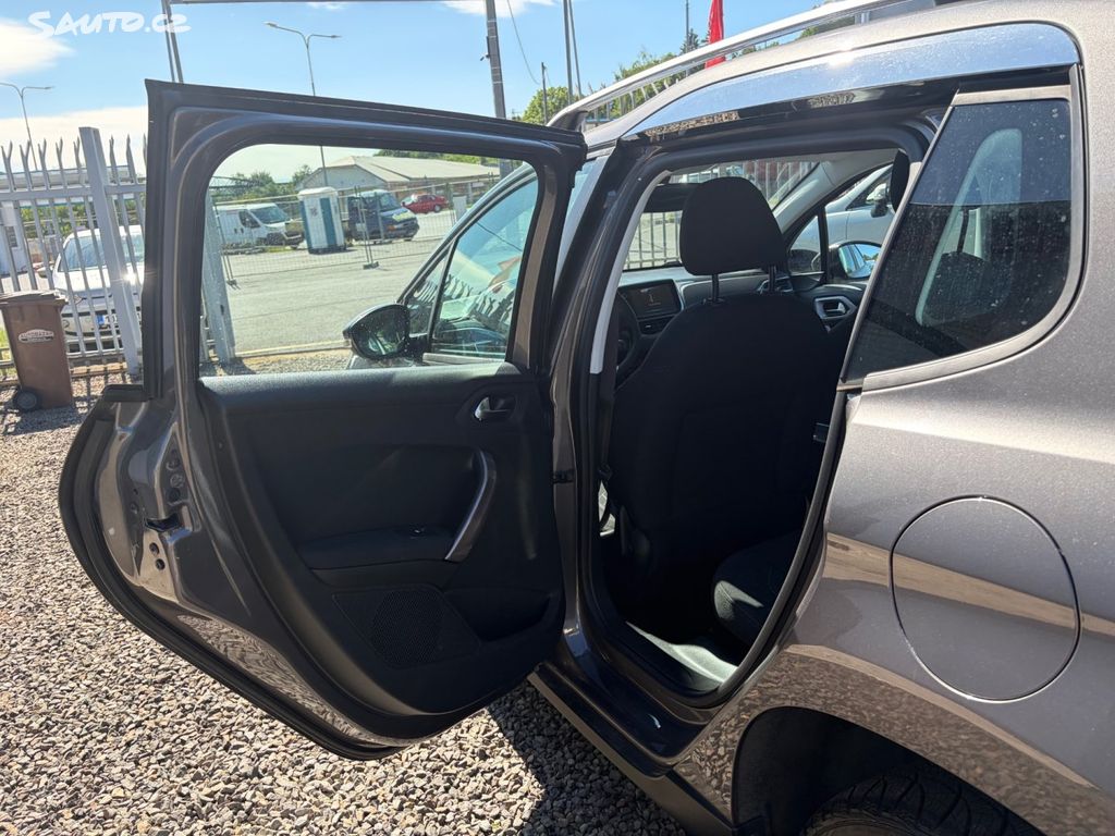 Peugeot 2008, 1,6 HDi,68kW,SERVISKA,1.MAJIT.