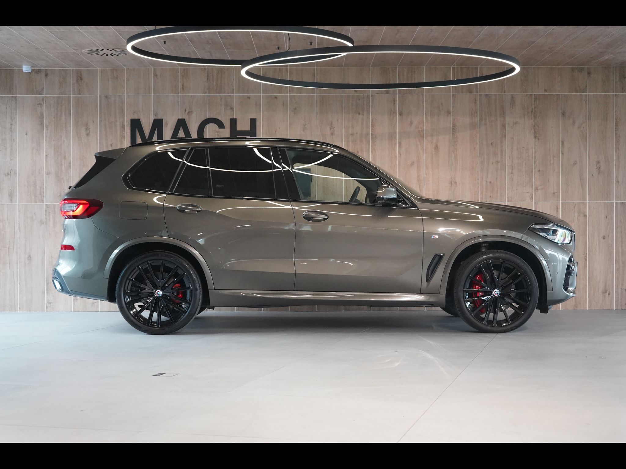 BMW X5, 30d xDrive, Vzduch, Nezávislé - fotka 6