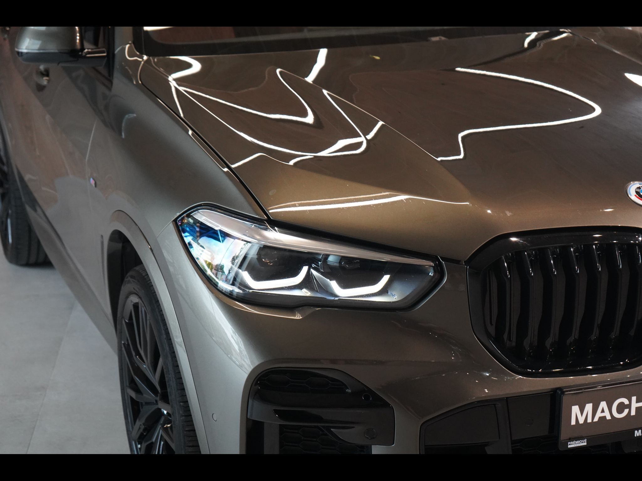 BMW X5, 30d xDrive, Vzduch, Nezávislé - fotka 5