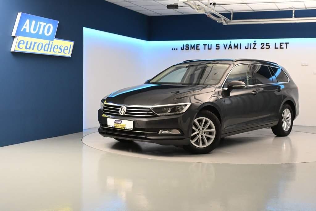 Volkswagen Passat, 2.0 LED ACC TDI - fotka 2