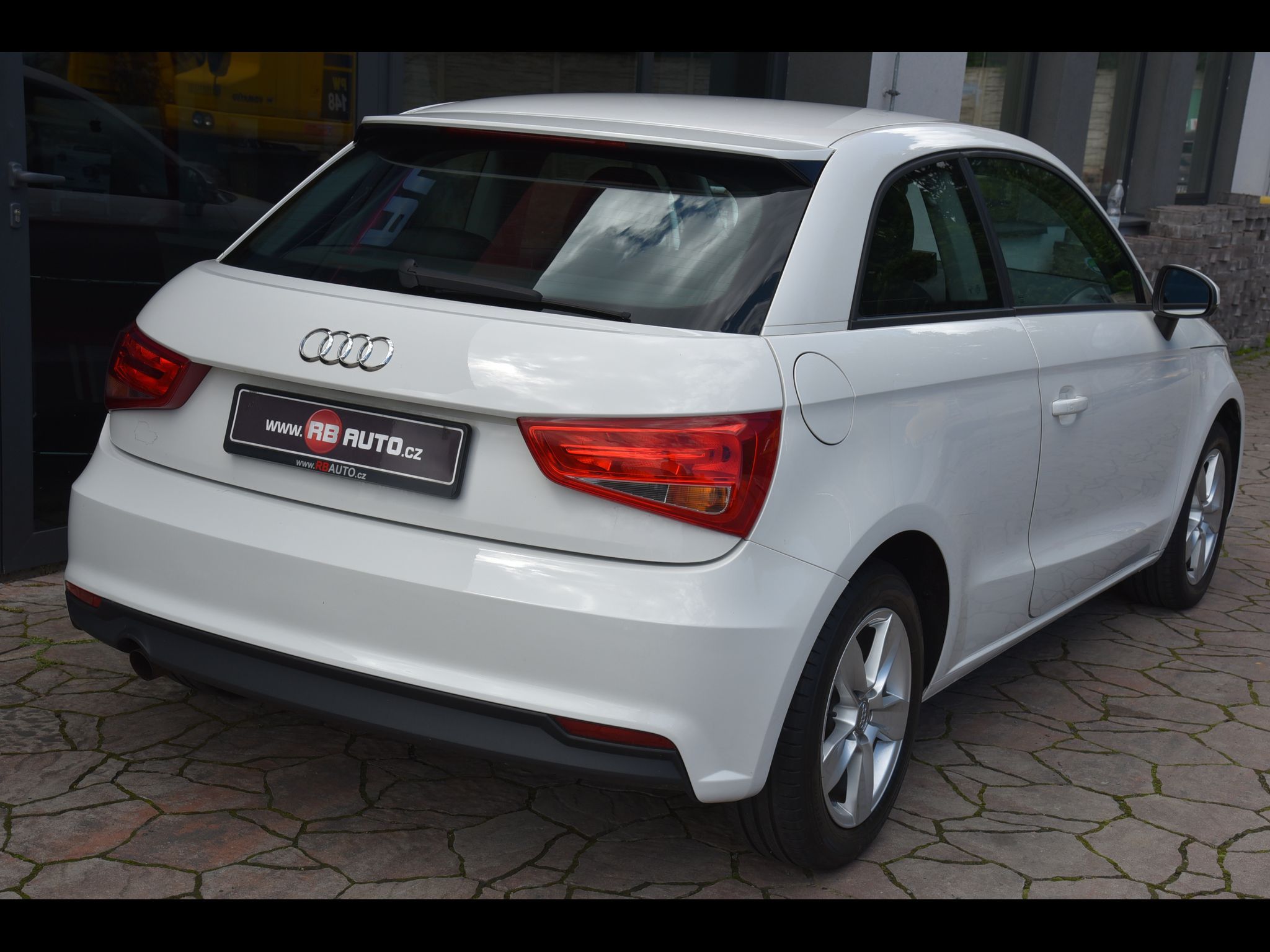Audi A1, 1.0 TFSi 70 kw Ultra - fotka 5