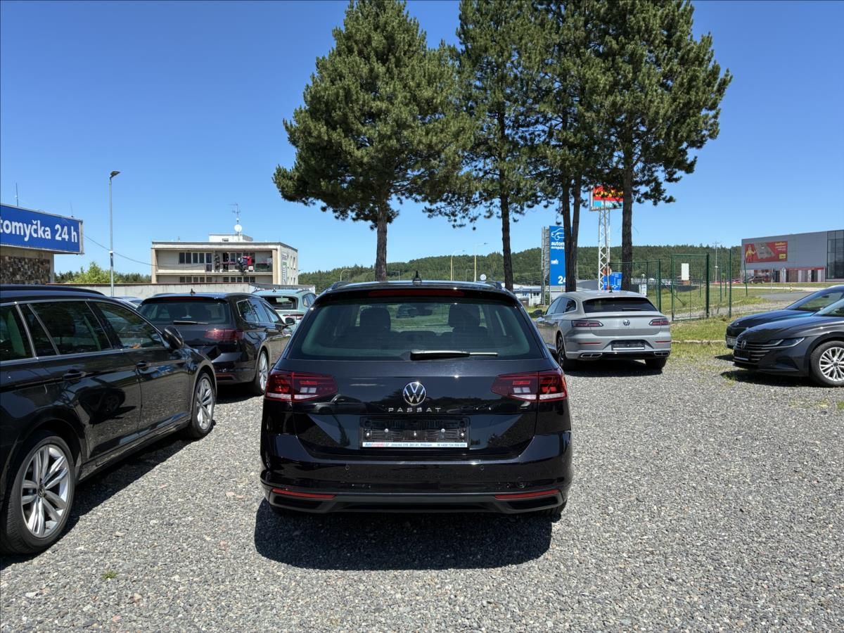 Volkswagen Passat, 2,0 KAMERA 360,KEYLESS,VIRTUAL - fotka 5
