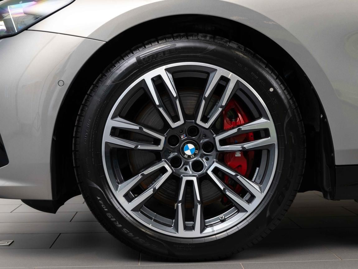 BMW Řada 5, 540d xDrive Touring - fotka 6