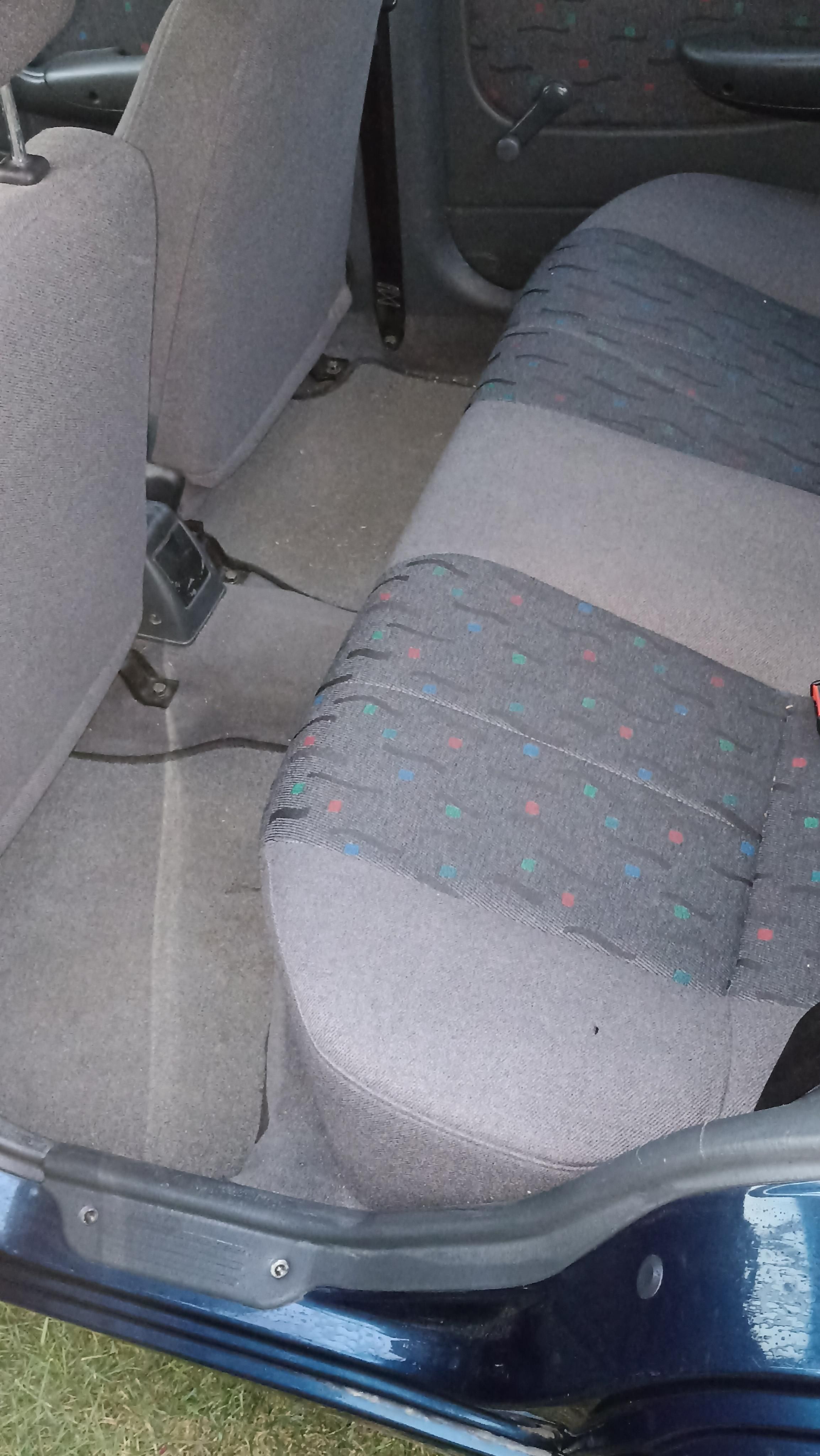 Hyundai Accent, 1.5  65 kW GLS servisováno - fotka 3