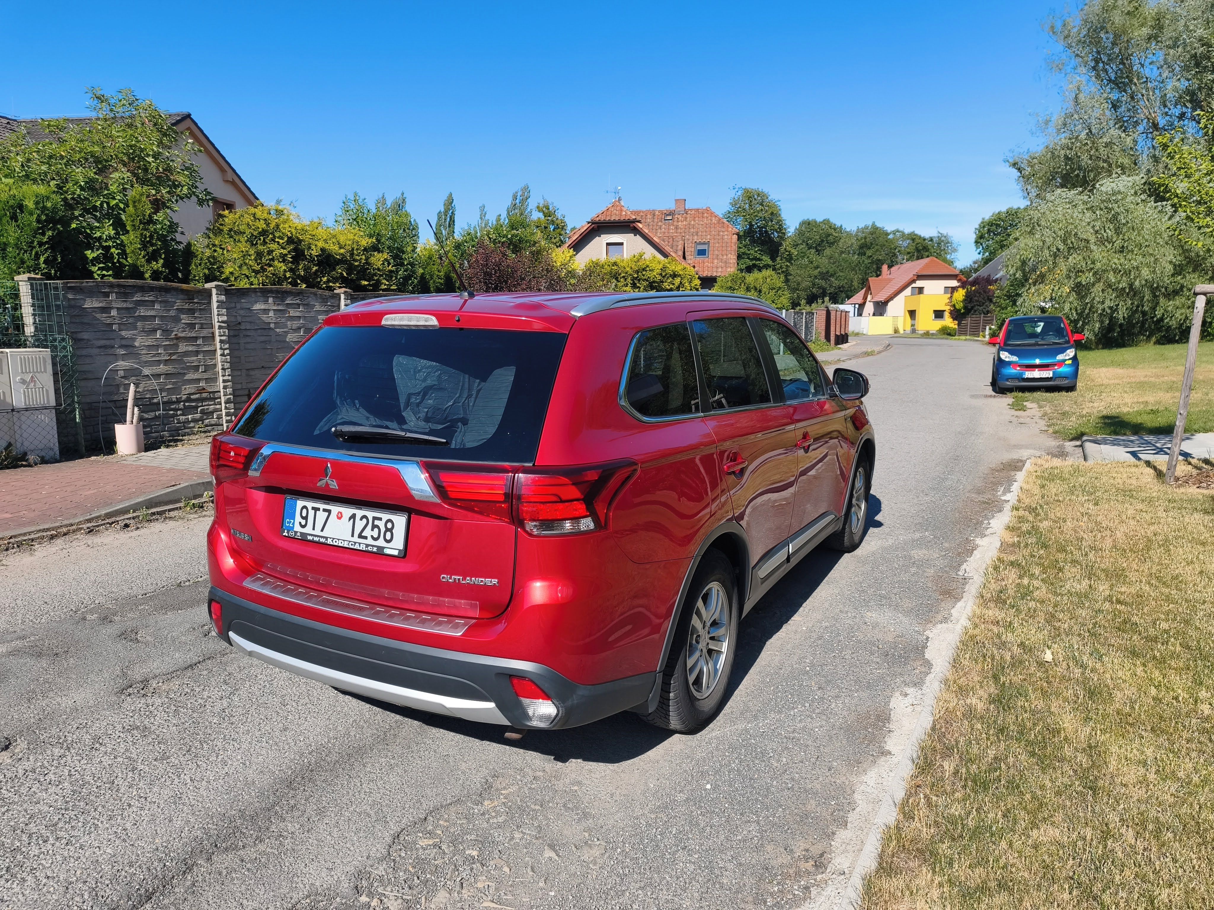 Mitsubishi Outlander, 2.2 DI-D AT, 4x4, 7 Míst, Kůže - fotka 5