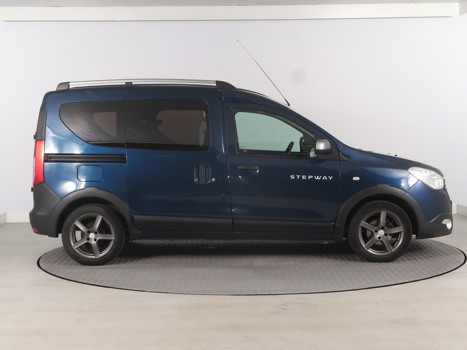 Dacia Dokker, 1.6 SCe, Navi, Tempomat - fotka 6