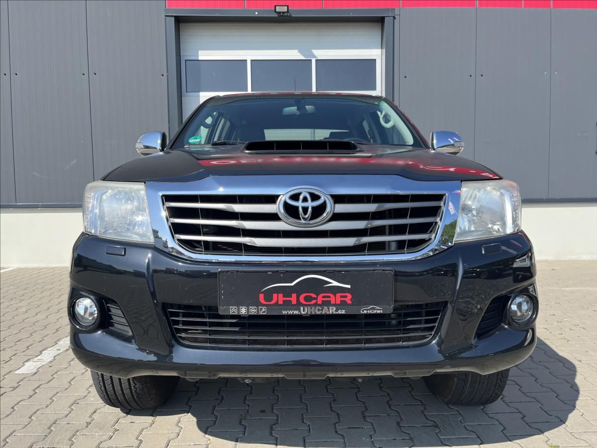 Toyota Hilux, 3,0 D-4D  Double Cab 4x4 - fotka 3
